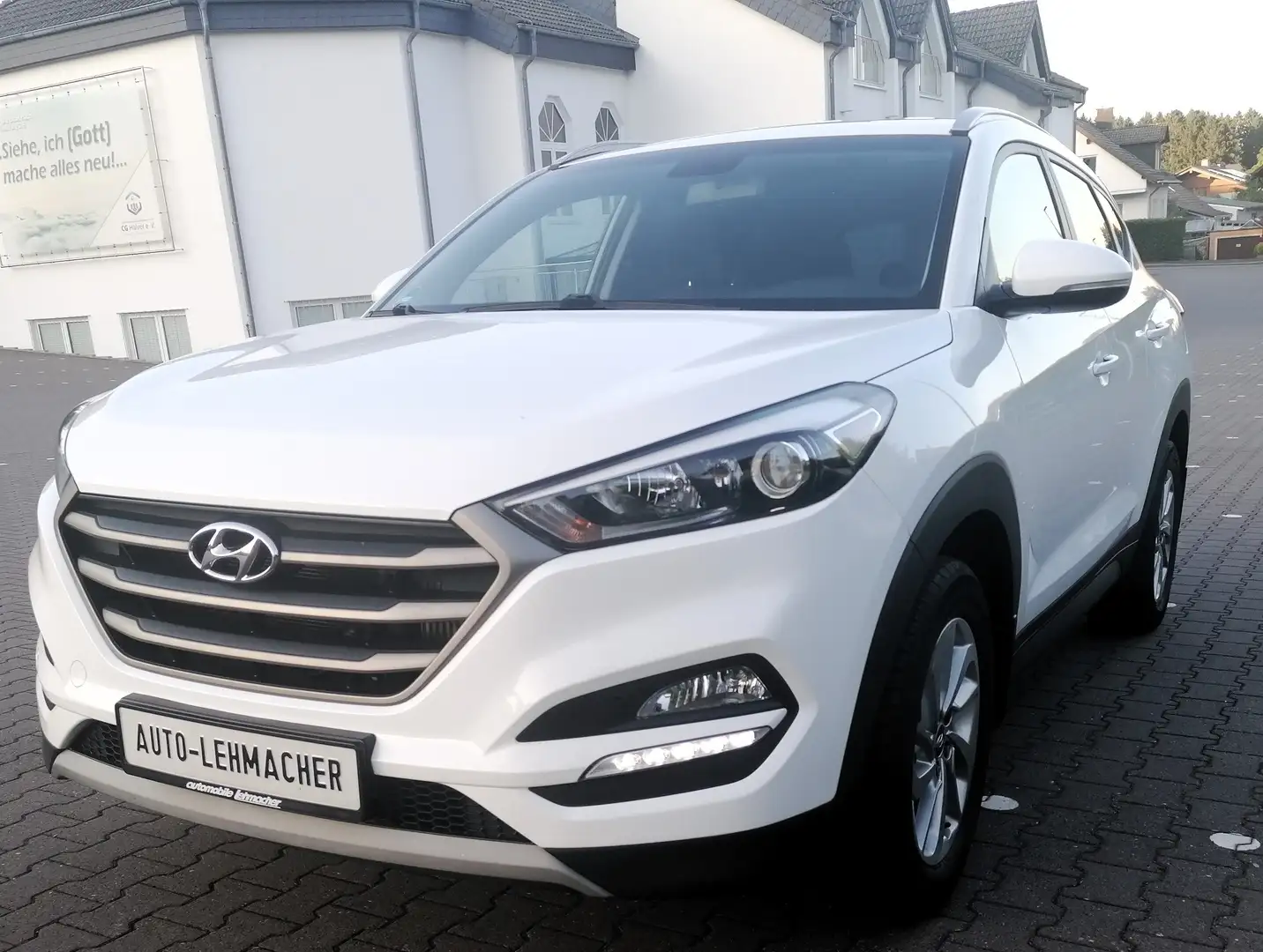 Hyundai TUCSON Trend 4WD - 2