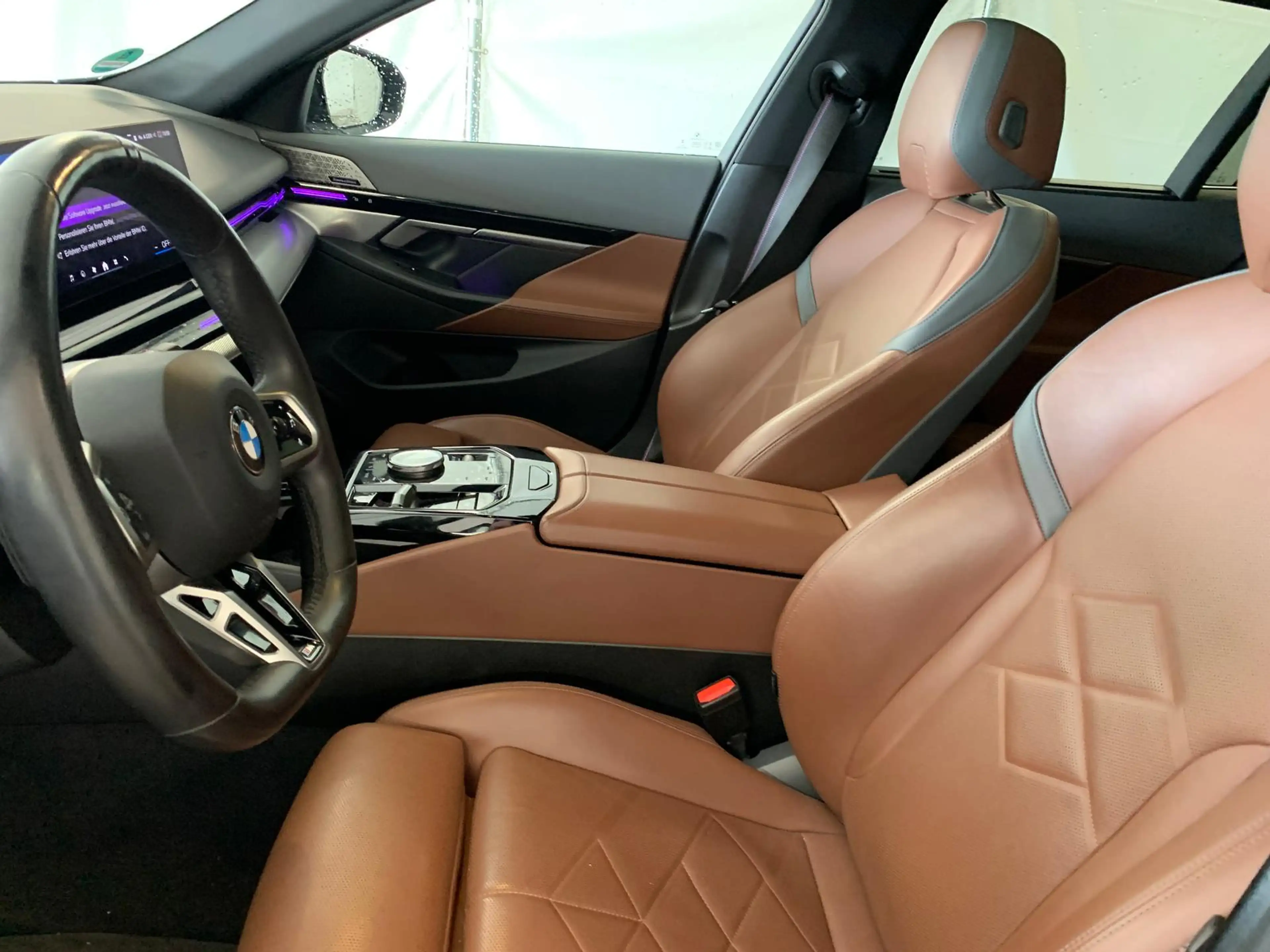 BMW 520 xDr M Sport DrivingProf Pano HeadUp Widescr. — photo 10