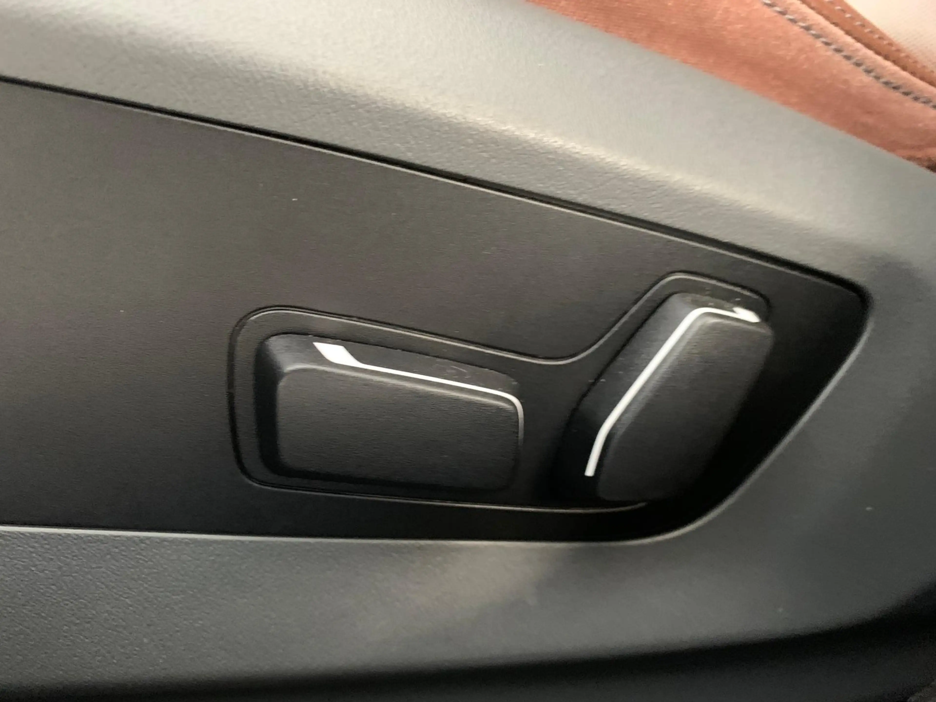 BMW 520 xDr M Sport DrivingProf Pano HeadUp Widescr. — photo 12