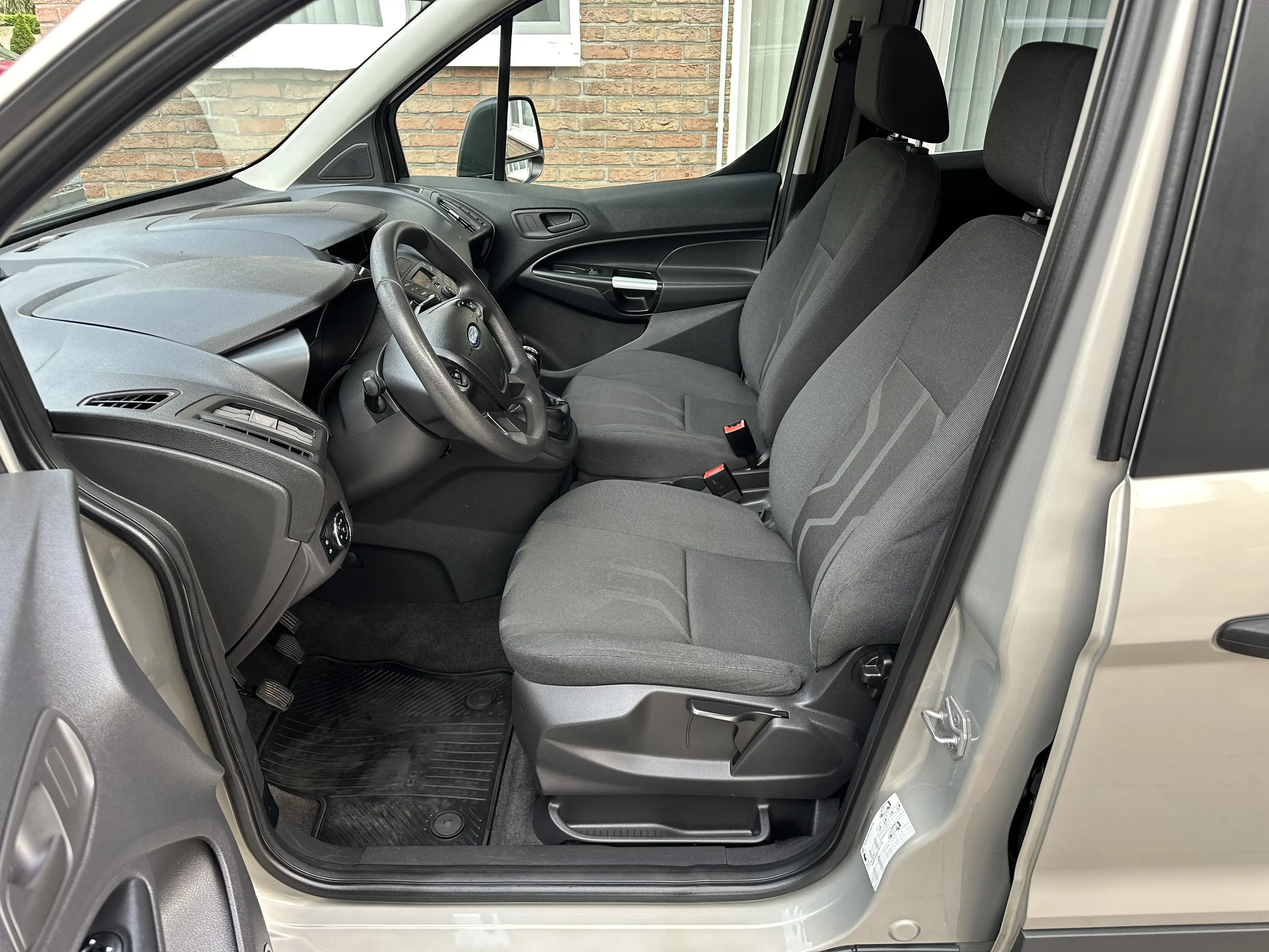 Ford Transit Connect 1.6tdci! Topstaat* Airco* Euro5* Btw wagen* Garantie! — photo 8