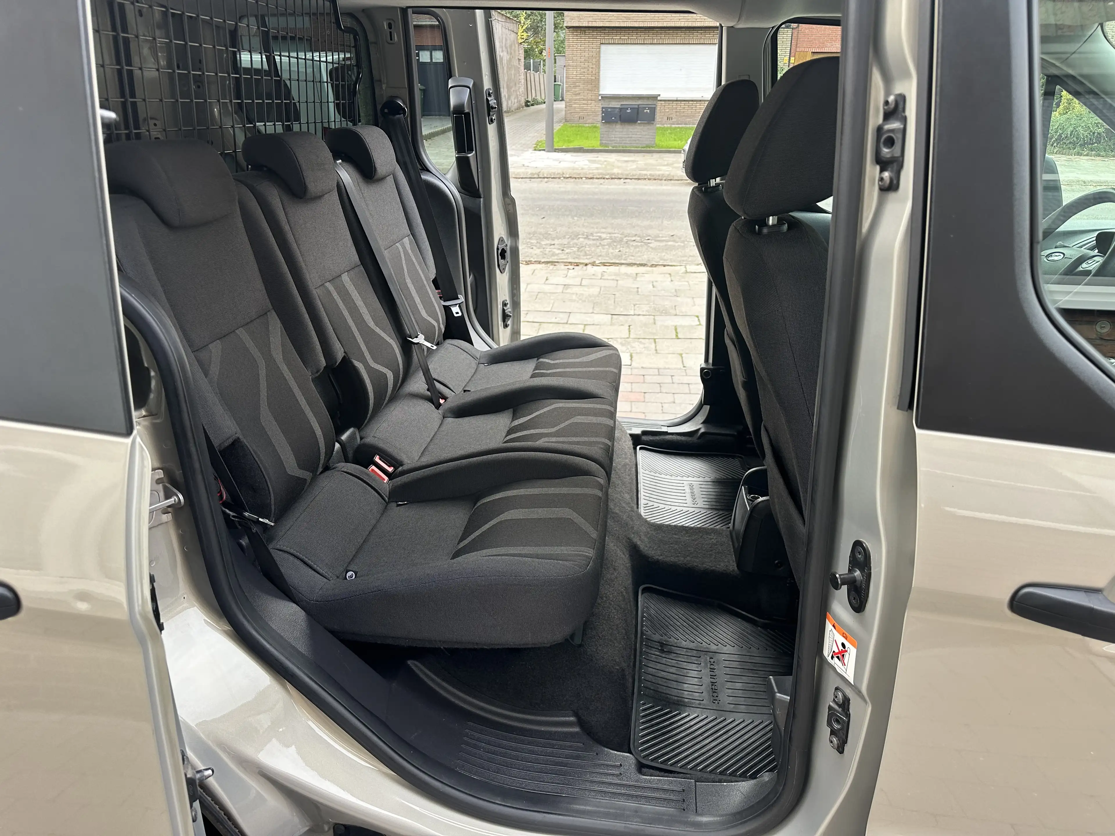 Ford Transit Connect 1.6tdci! Topstaat* Airco* Euro5* Btw wagen* Garantie! — photo 14