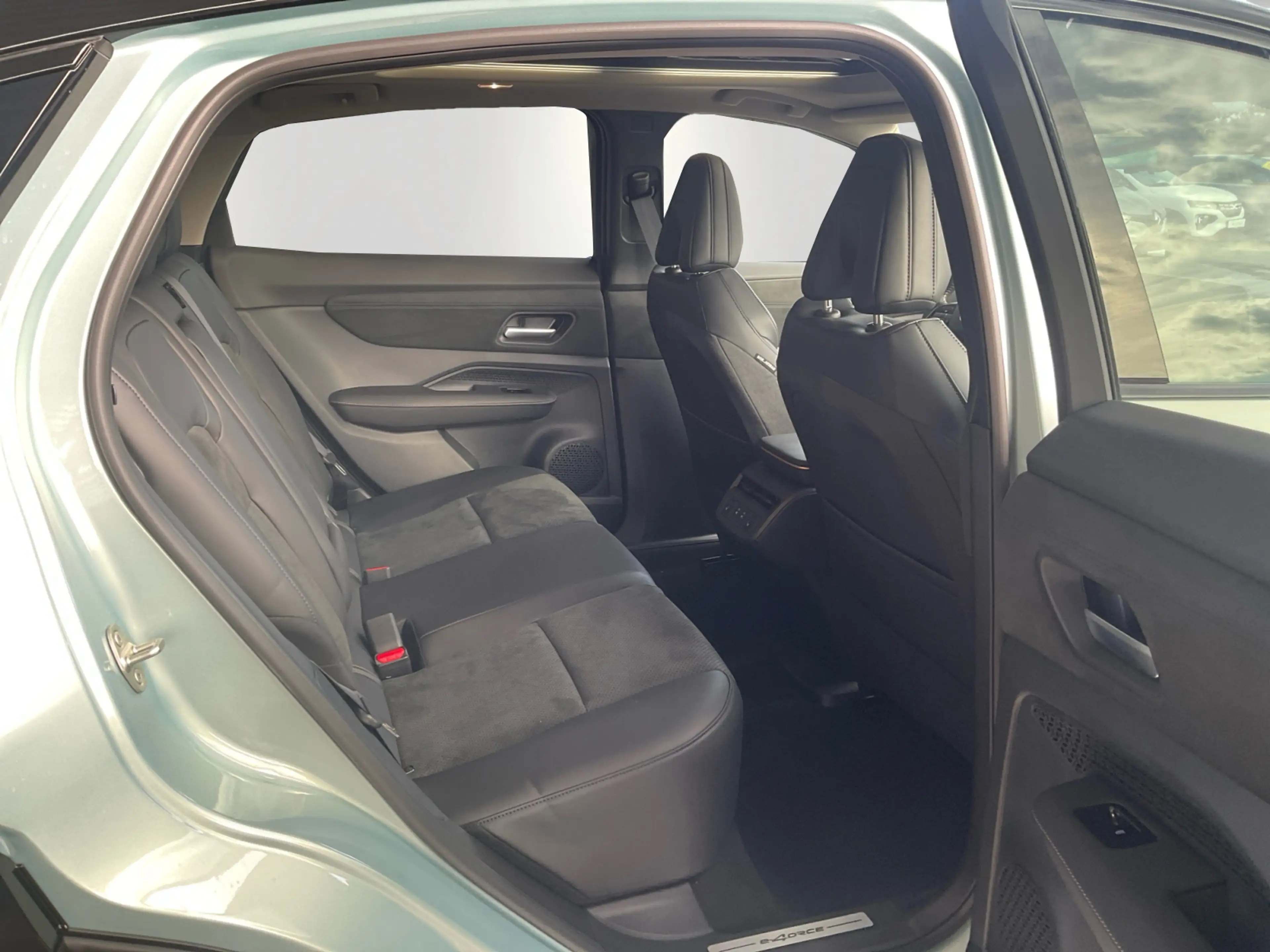 Nissan Ariya Evolve Pack e-4orce — photo 7