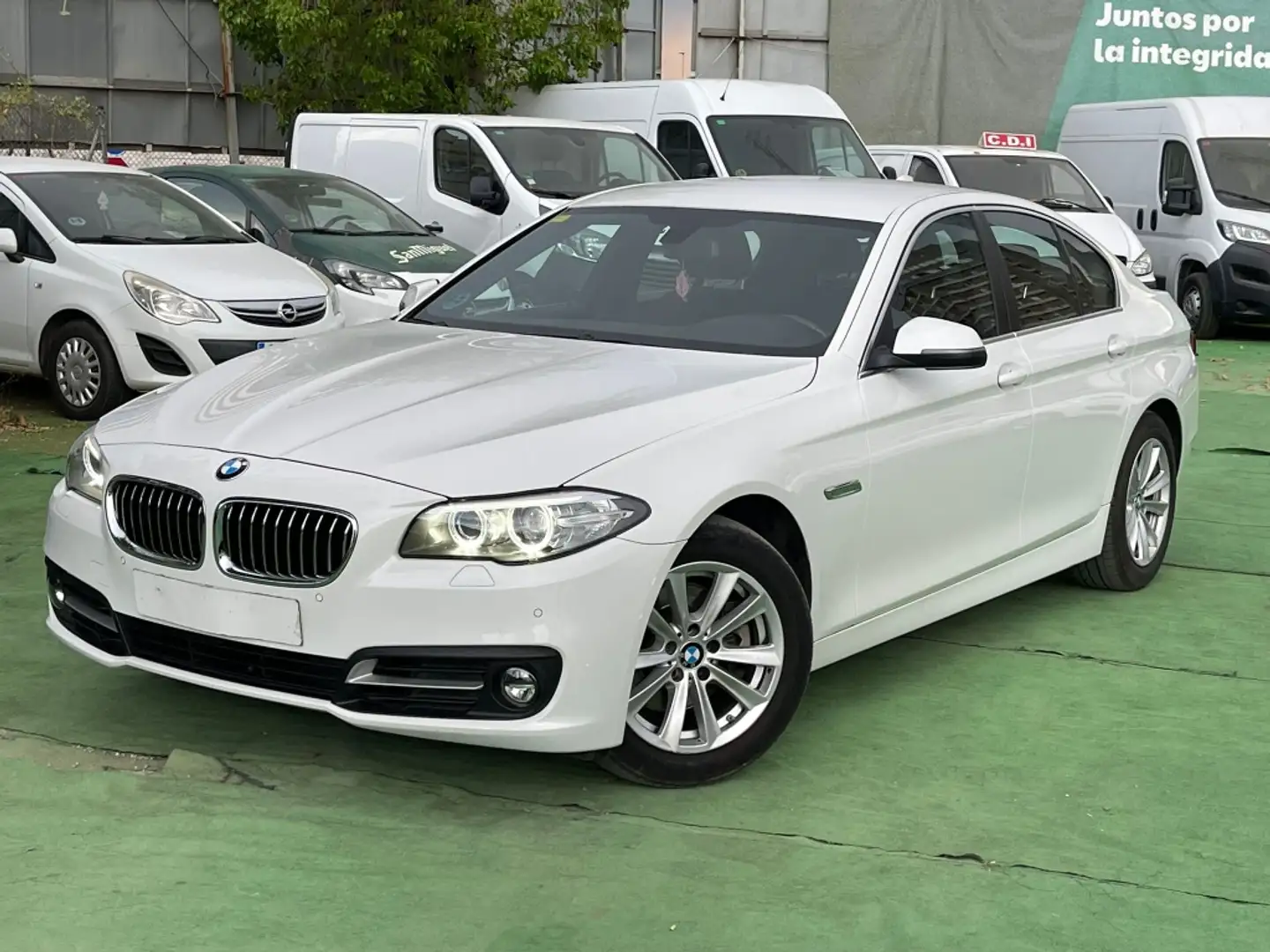 BMW 520 520d Blanco - 1