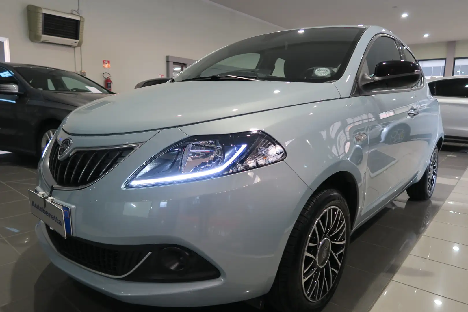 Lancia Ypsilon Ypsilon 1.0 firefly hybrid Gold Plus s Verde - 1