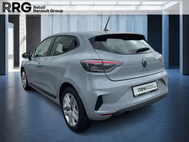 Renault Clio view 4