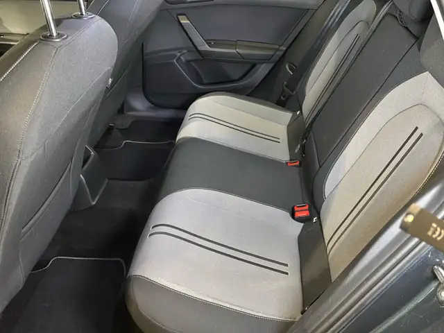 Seat Leon view 11