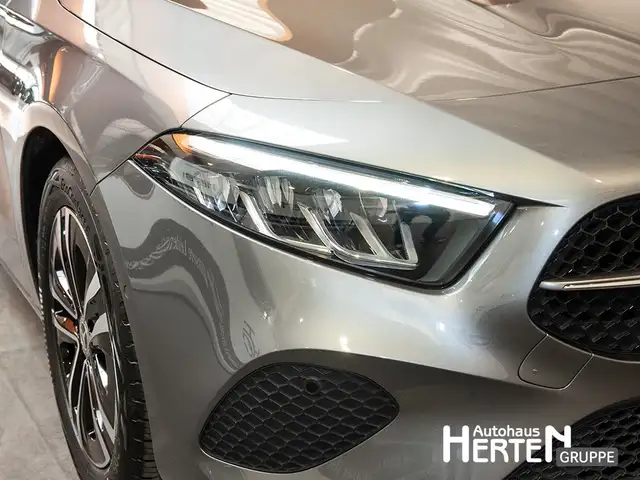Mercedes-Benz A-Class view 13