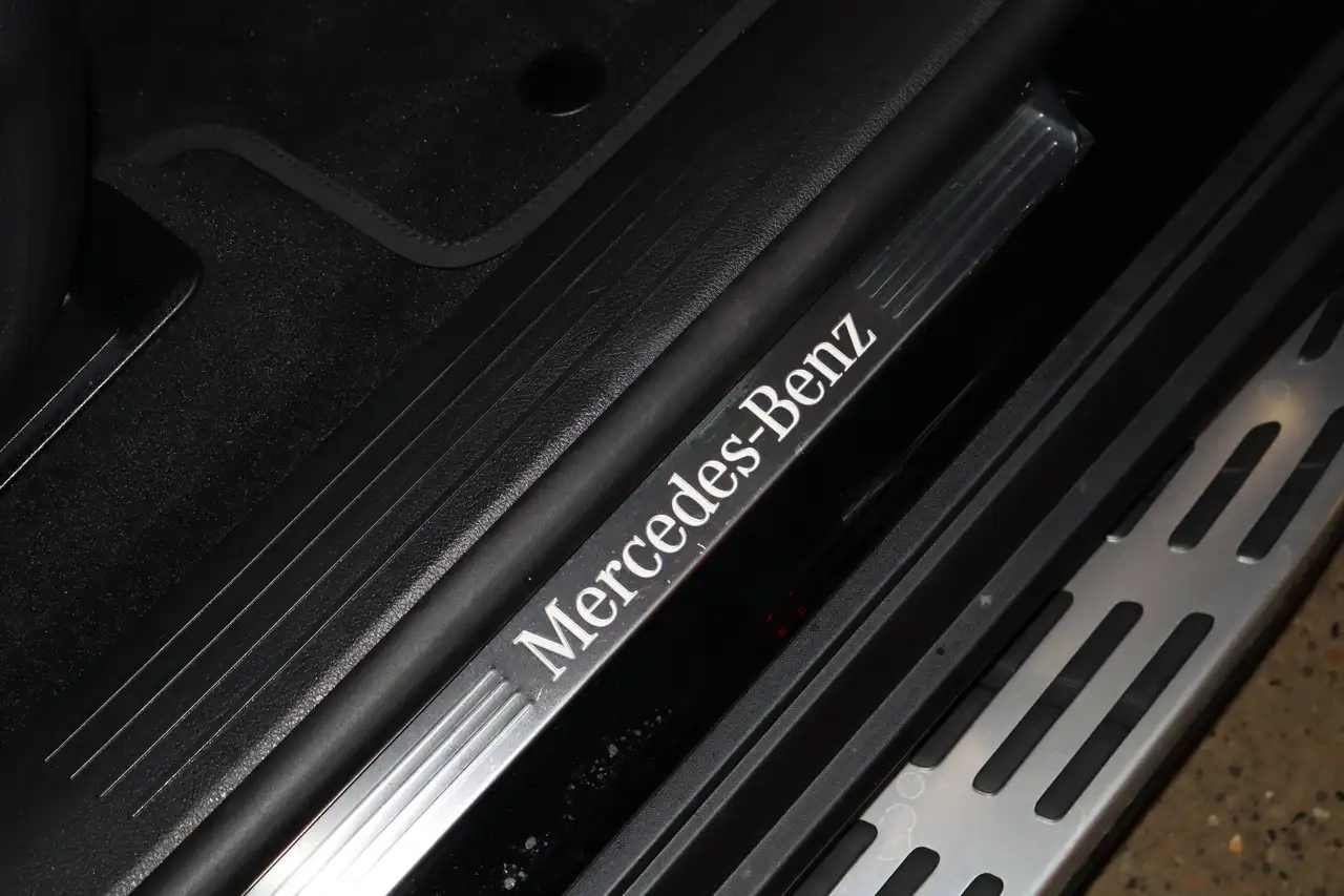 Mercedes-Benz GLE снимка Mercedes-Benz GLE