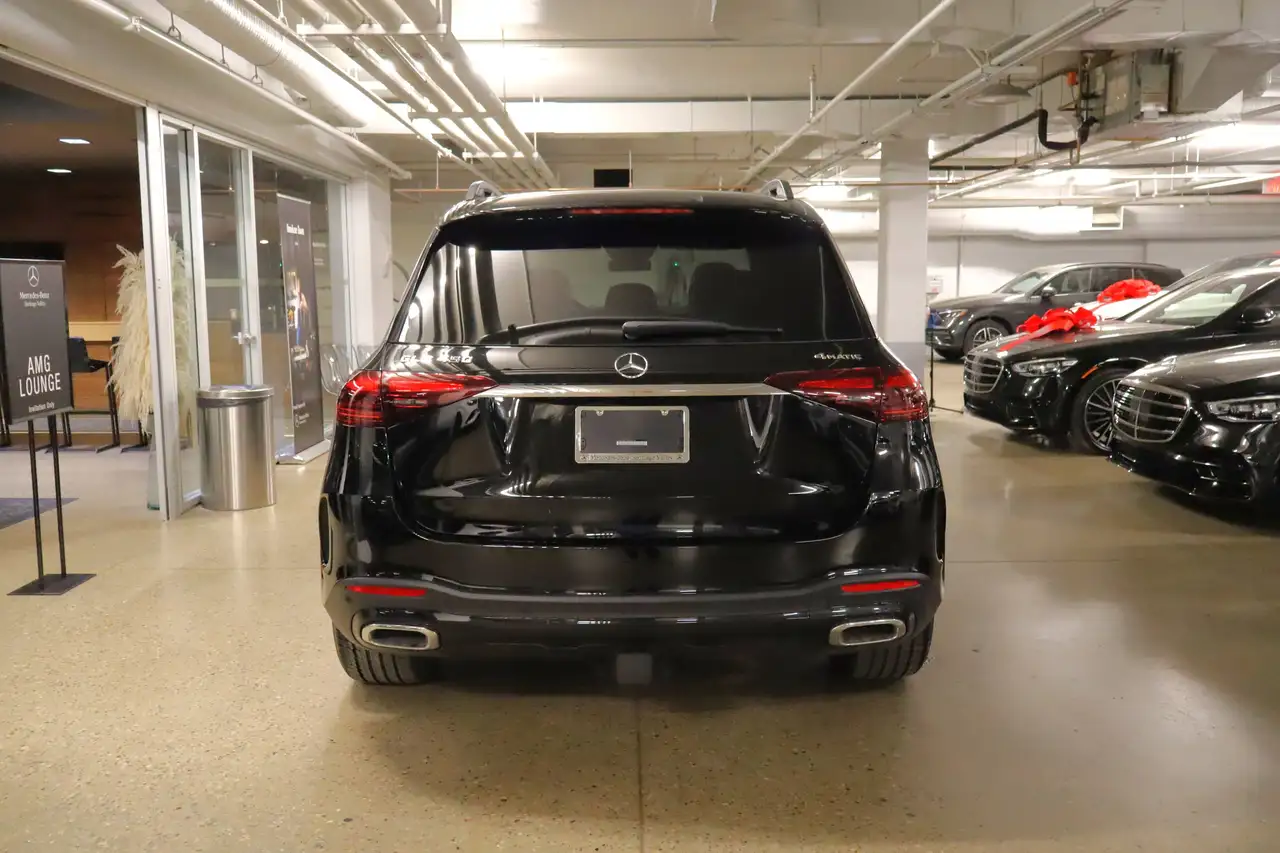 Mercedes-Benz GLE снимка Mercedes-Benz GLE