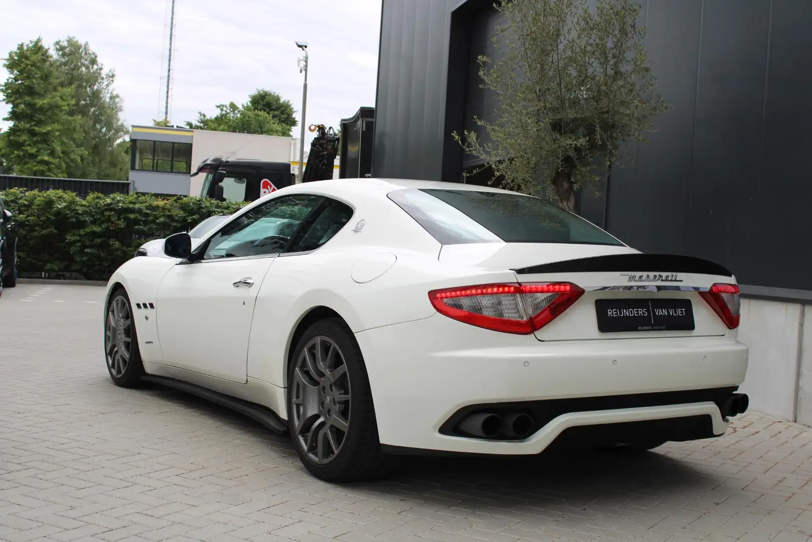 Maserati GranTurismo 4.2-V8 ZF | 20" LM | Bose | Volledige historie | S Wit - 2