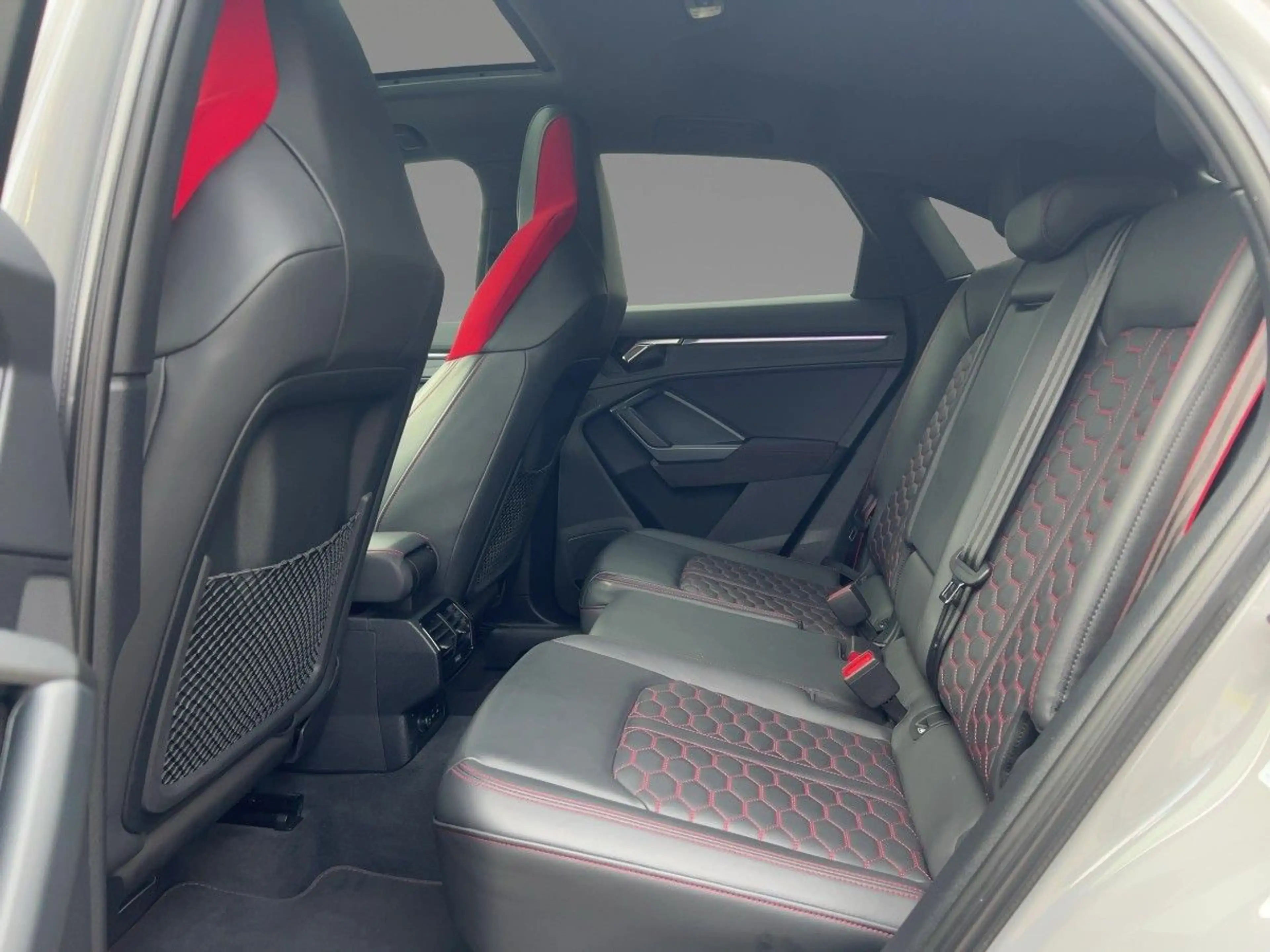 Audi RS Q3 RSQ3 Sportback quattro S tronic Pano Sportabgas — photo 9