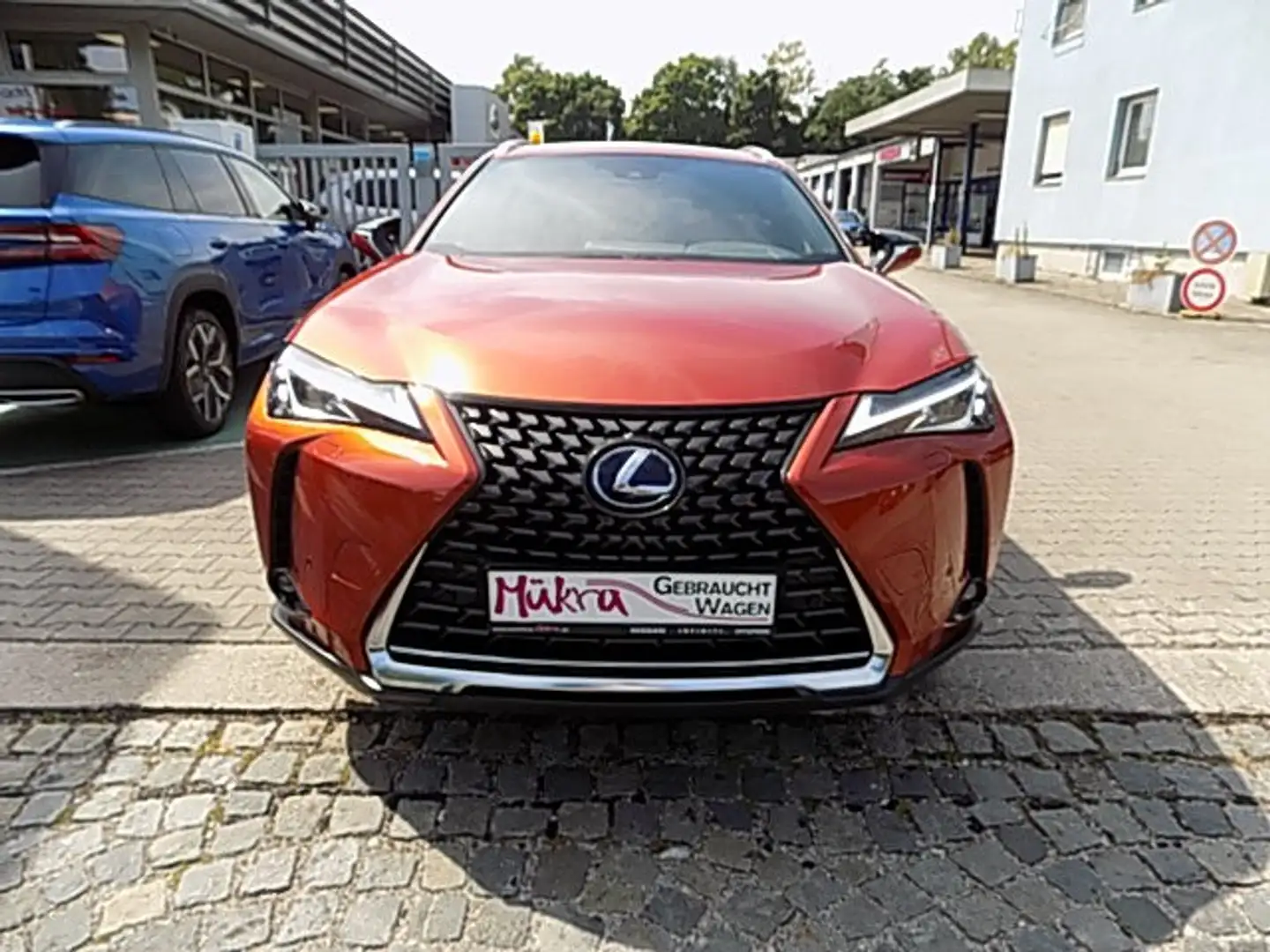Lexus UX 250h 2.0 Klima Rückfahrkamera Sitzheizung Portocaliu - 2