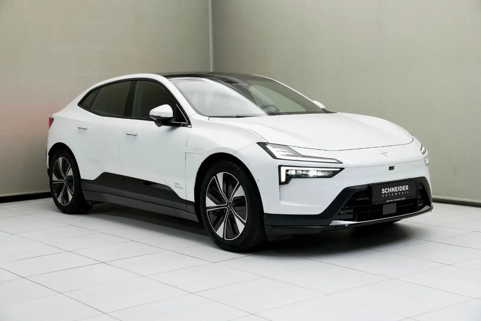 Polestar 4 Long range Dual motor - Base Weiß - 2