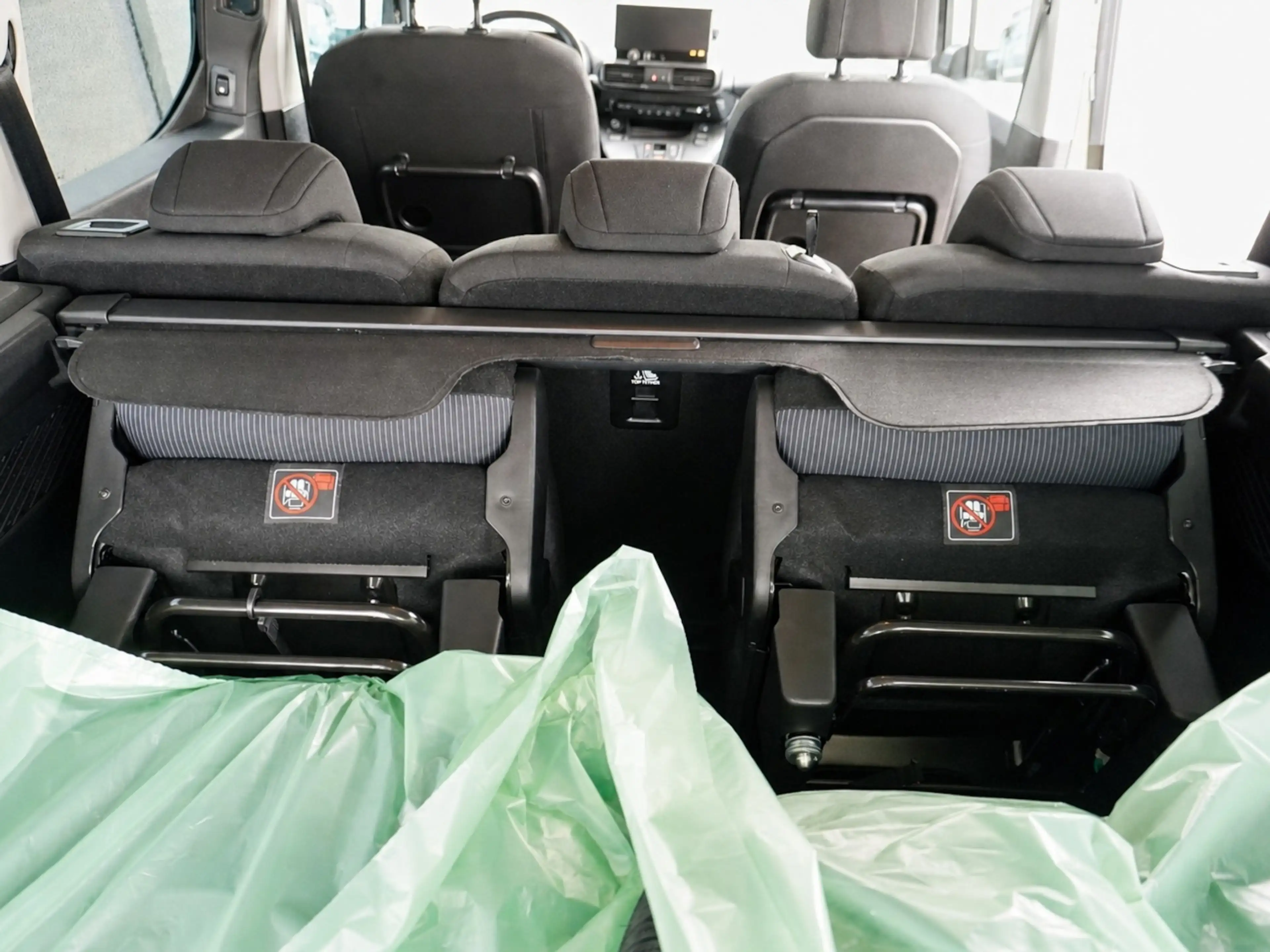 Fiat Doblo Maxi Kombi 130 AT 7-Sitzer + 10-Zoll-Navi — photo 8