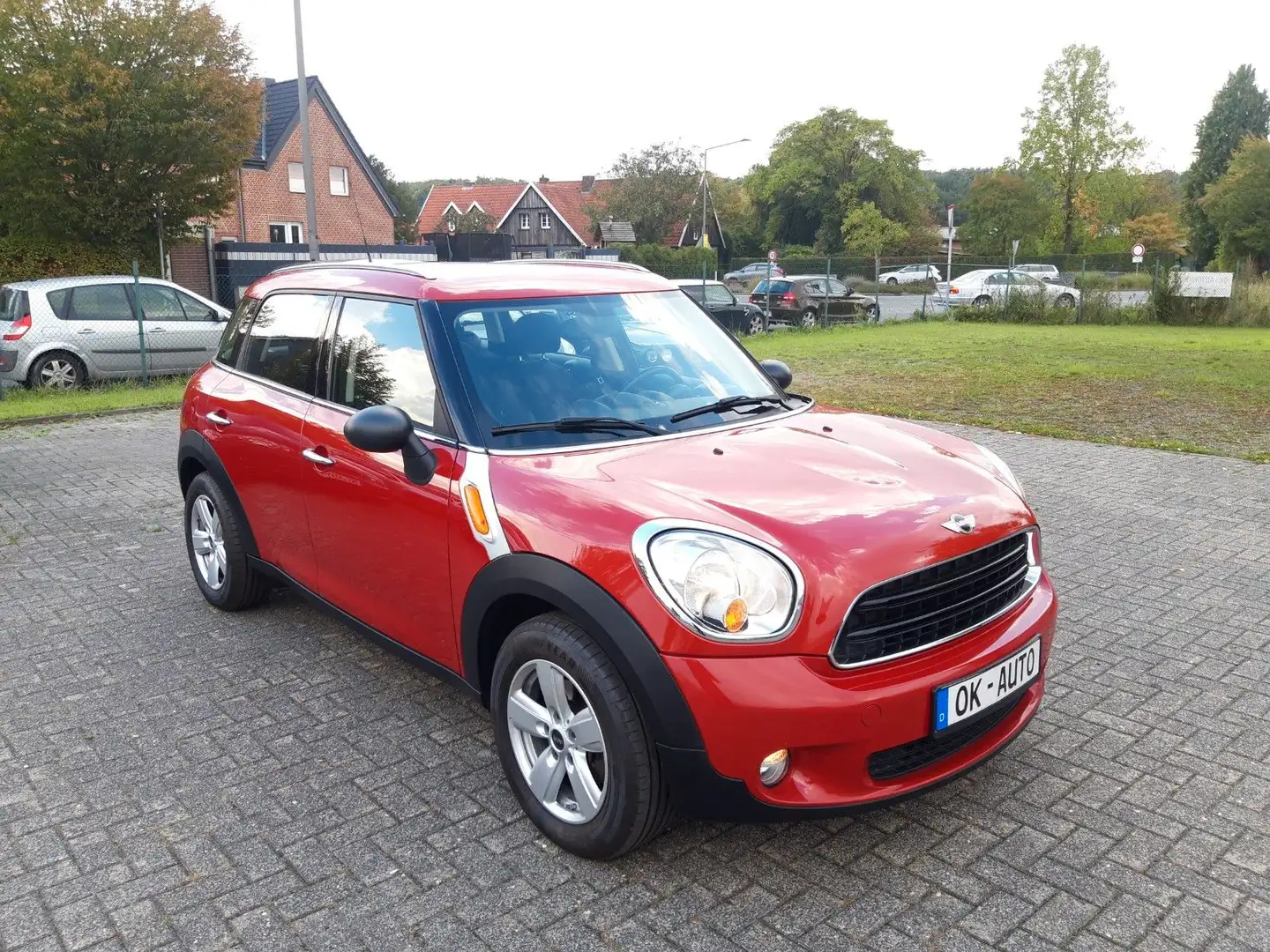 MINI One Countryman Rot - 2