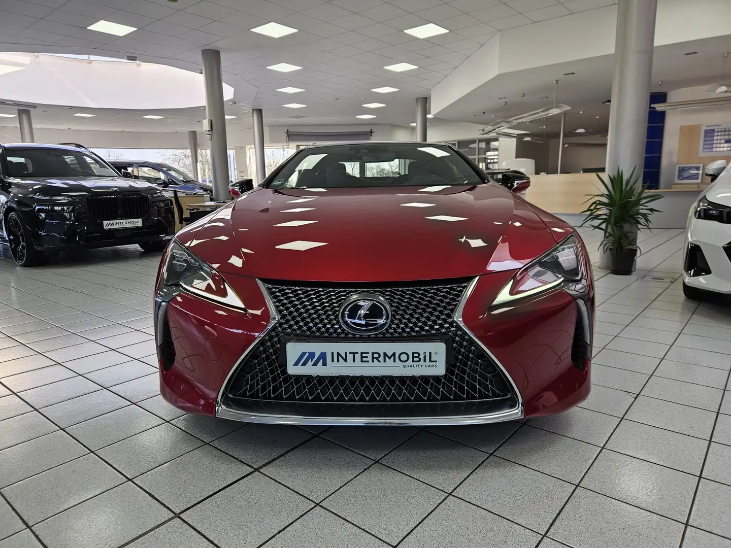 Lexus Sonstige 500h Rot - 2