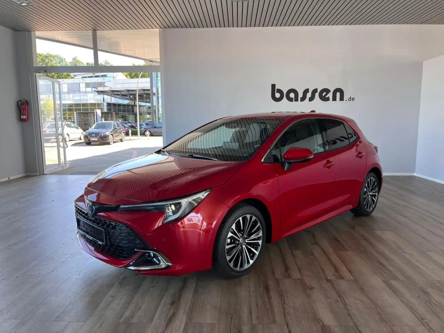 Toyota Corolla 1.8 Hybrid Team Deutschland Rot - 2