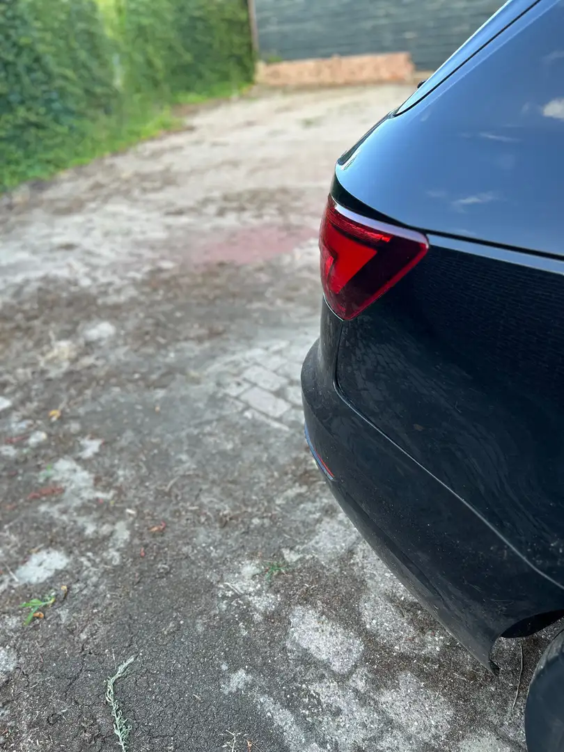 Audi A4 A4 1.4 TFSI Sp. L. Edition Zwart - 2