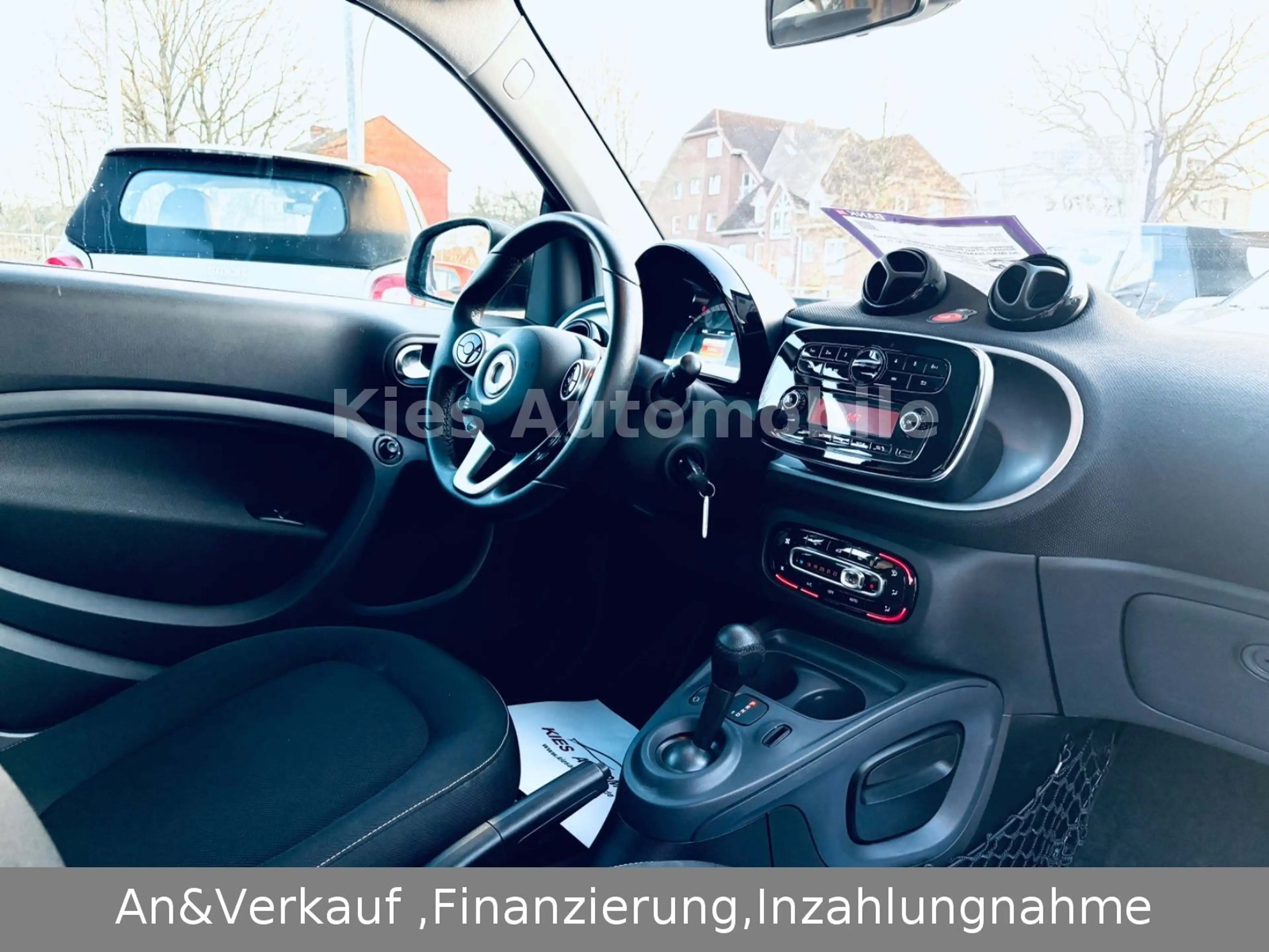 smart forTwo Passion AUTOM/SITZH/PANO/KLIMA/2.HAND — photo 14