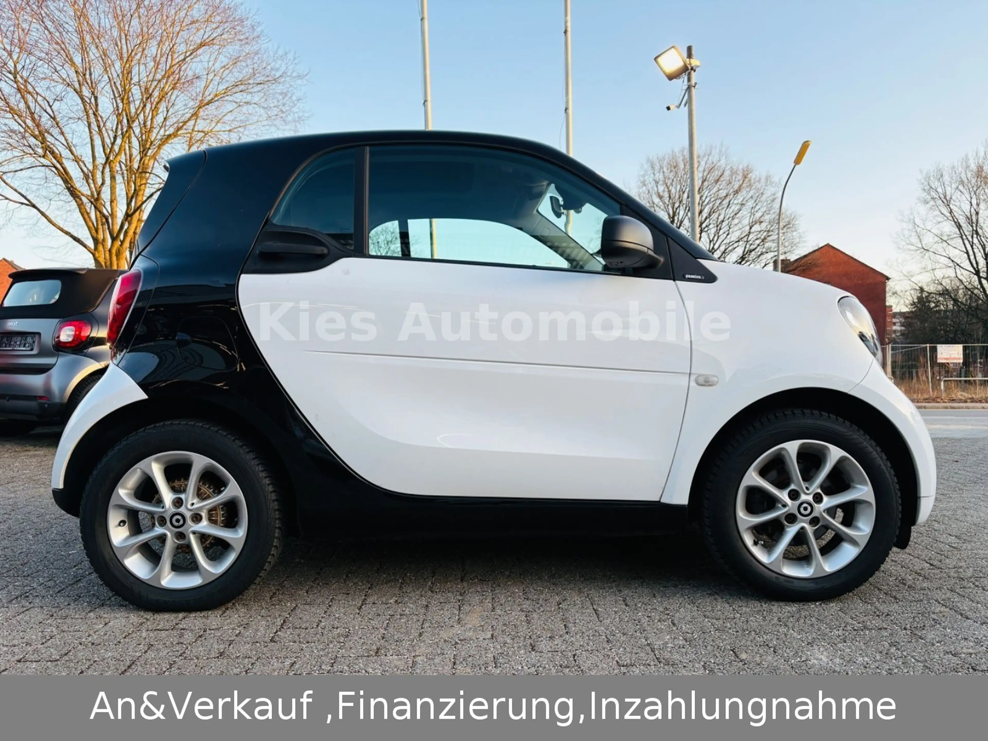 smart forTwo Passion AUTOM/SITZH/PANO/KLIMA/2.HAND — photo 6
