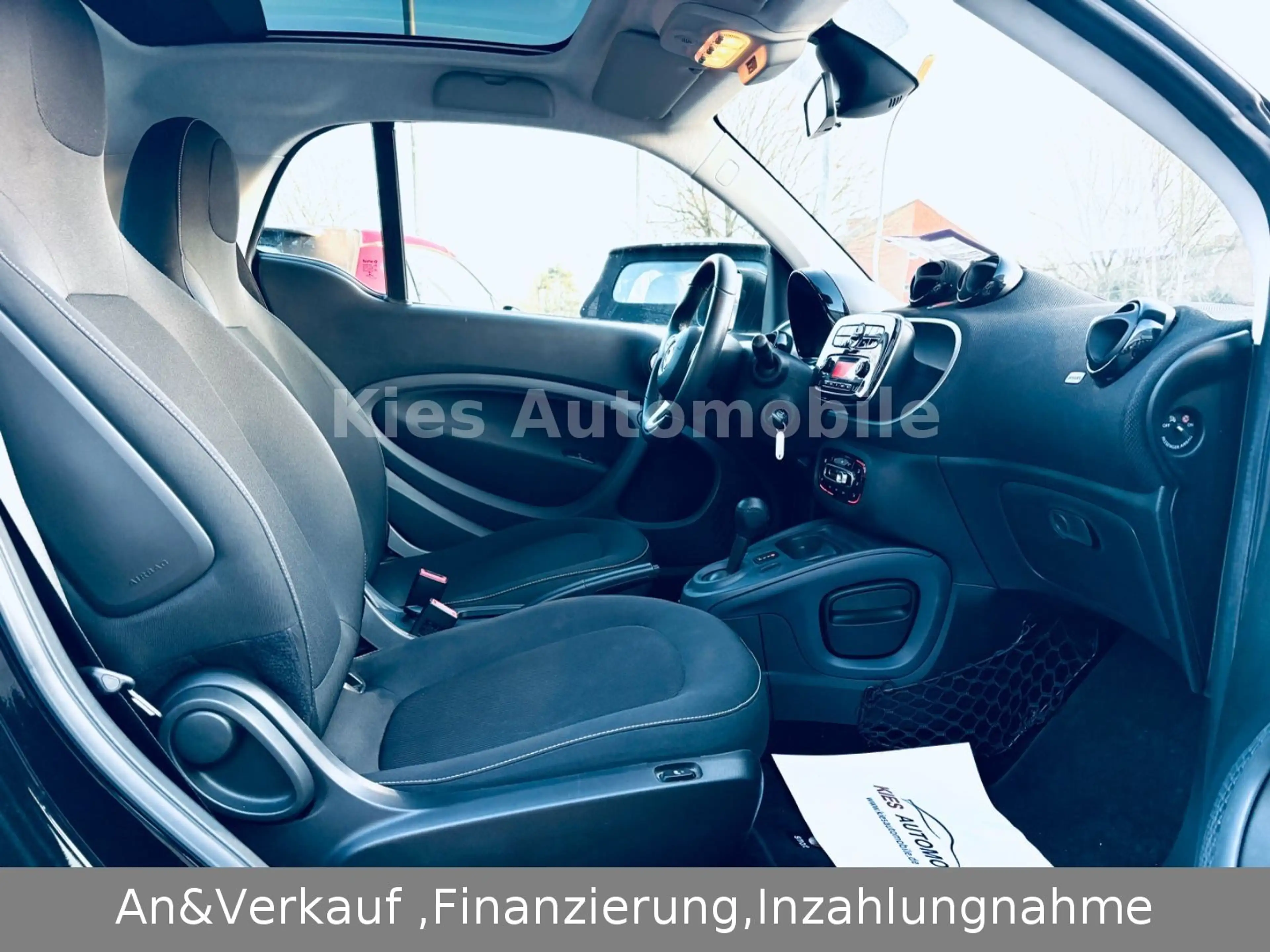 smart forTwo Passion AUTOM/SITZH/PANO/KLIMA/2.HAND — photo 13