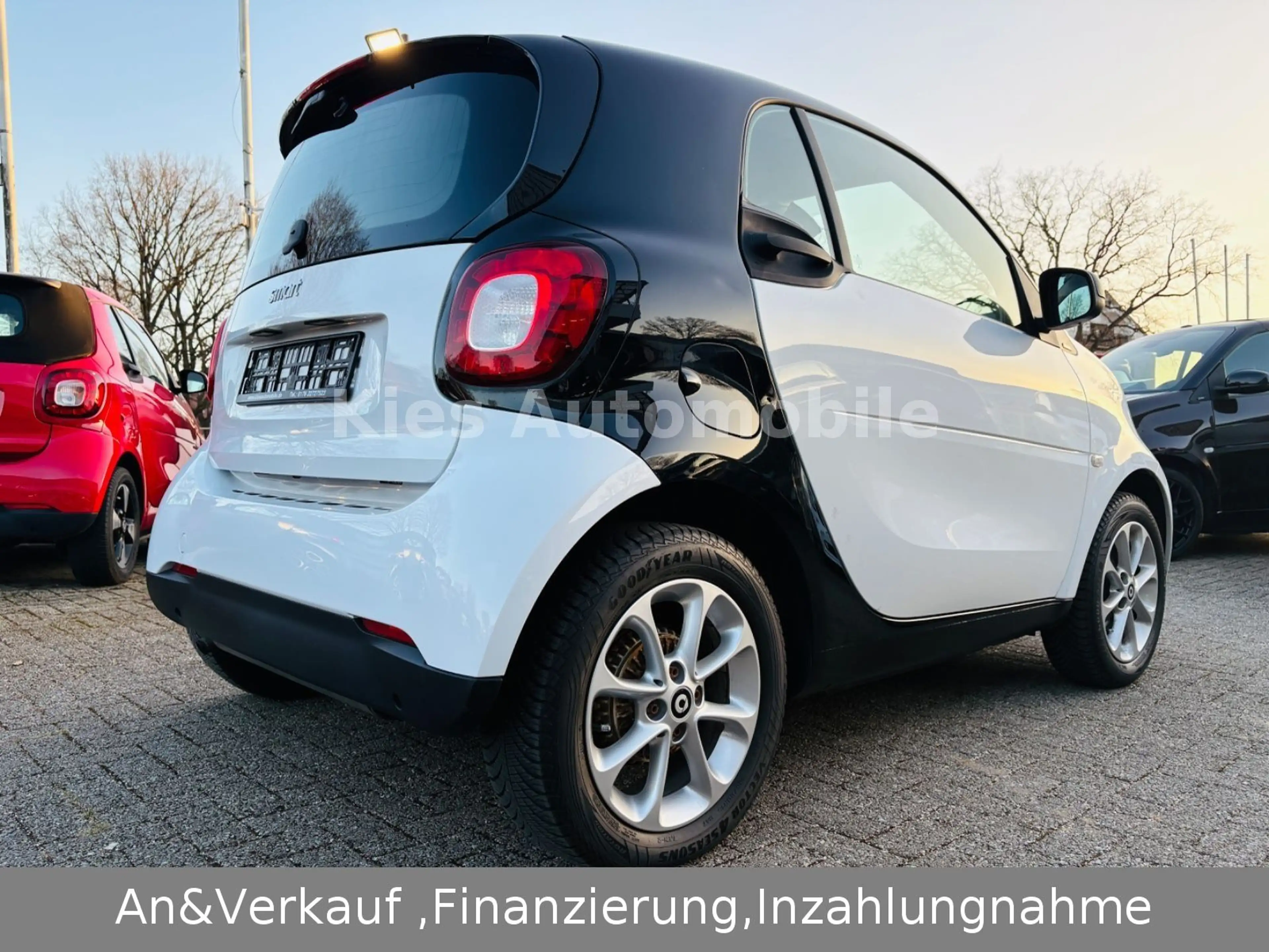 smart forTwo Passion AUTOM/SITZH/PANO/KLIMA/2.HAND — photo 5