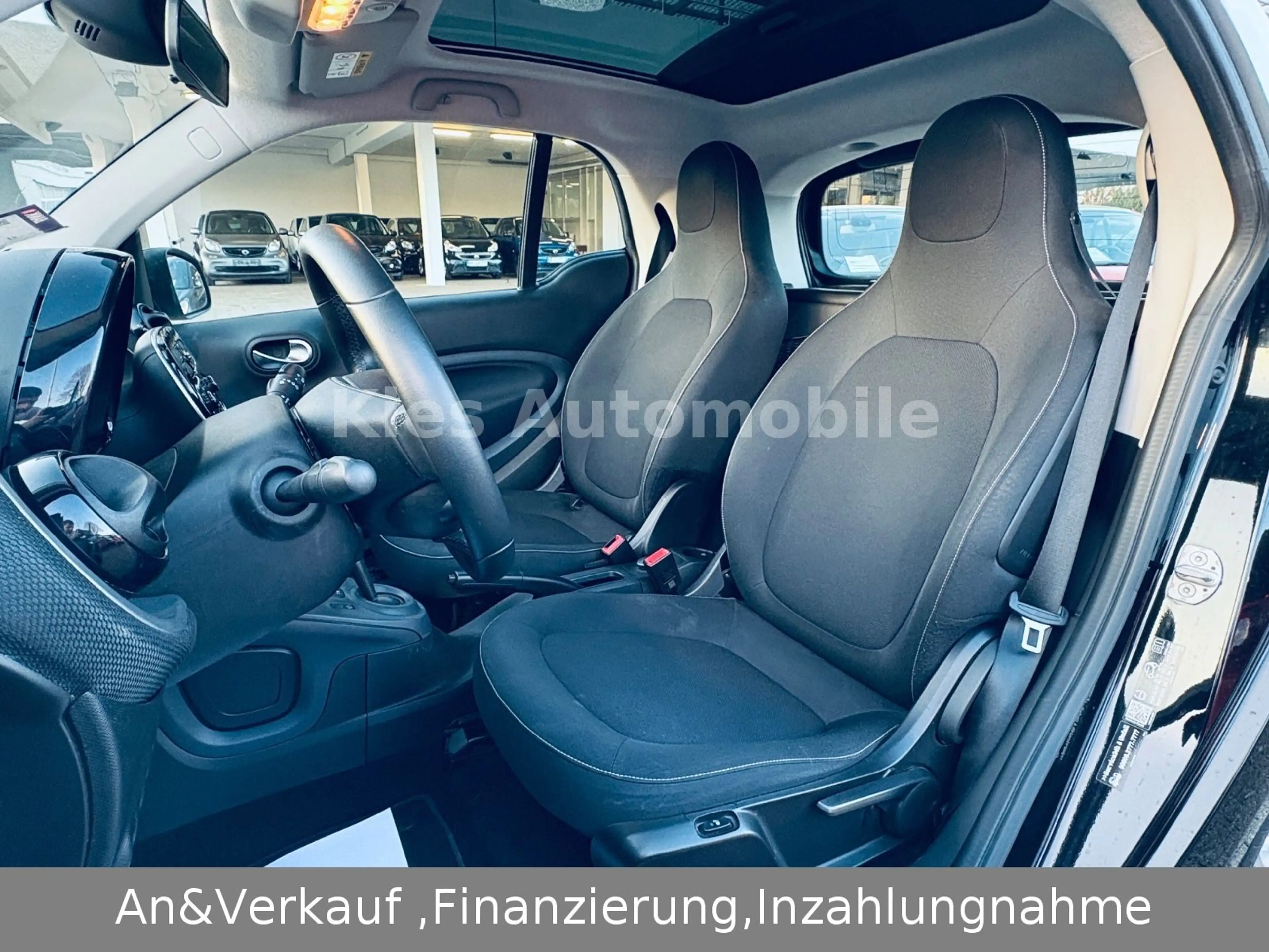 smart forTwo Passion AUTOM/SITZH/PANO/KLIMA/2.HAND — photo 9