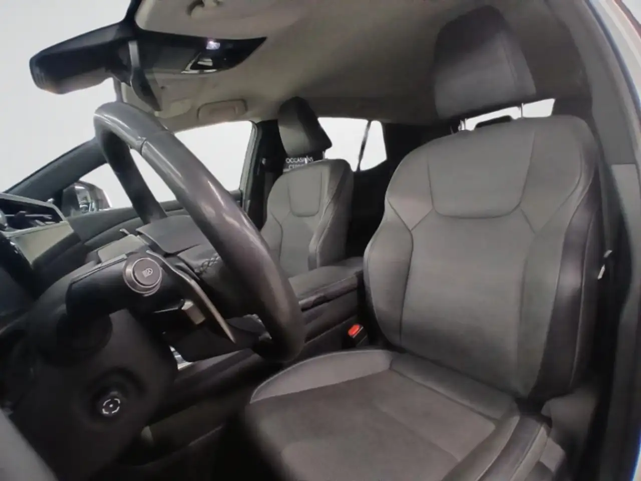 Lexus RZ снимка Lexus RZ