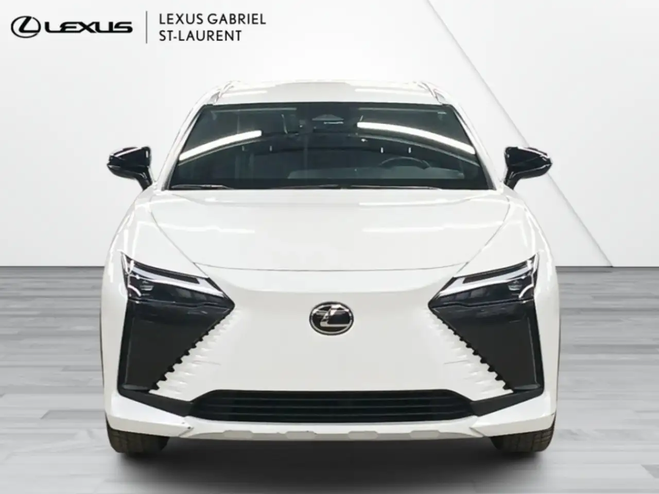 Lexus RZ снимка Lexus RZ