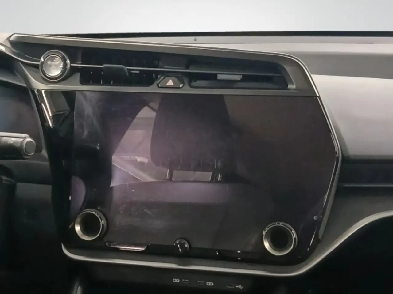 Lexus RZ снимка Lexus RZ