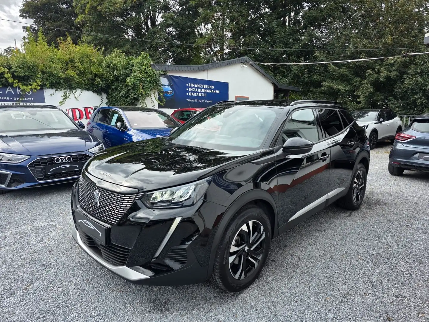 Peugeot 2008 PureTech 130 EAT8 ALLURE NAVI./LED/KAMERA/ Schwarz - 1