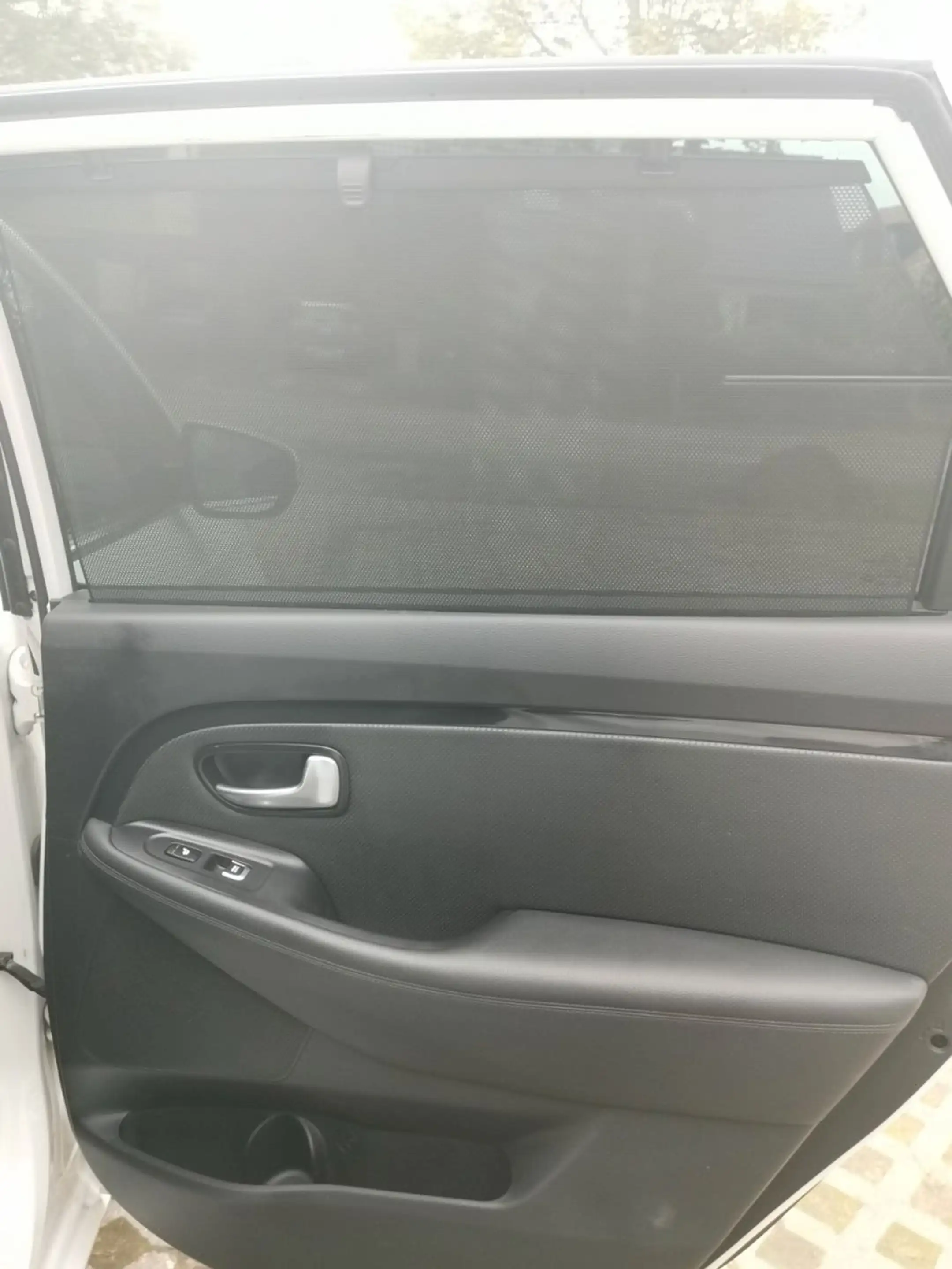 Kia Carens Spirit 1.7 CRDI Automatik TÜV 7 Sitzer — photo 9