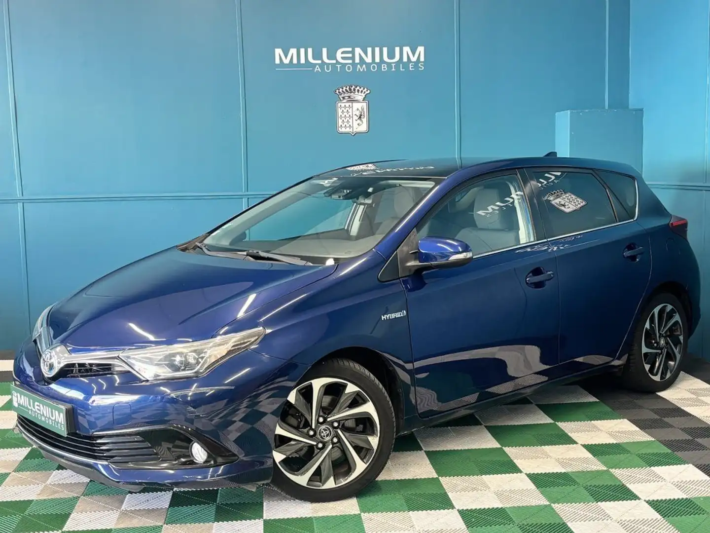 Toyota Auris HSD 136H DESIGN Blau - 1