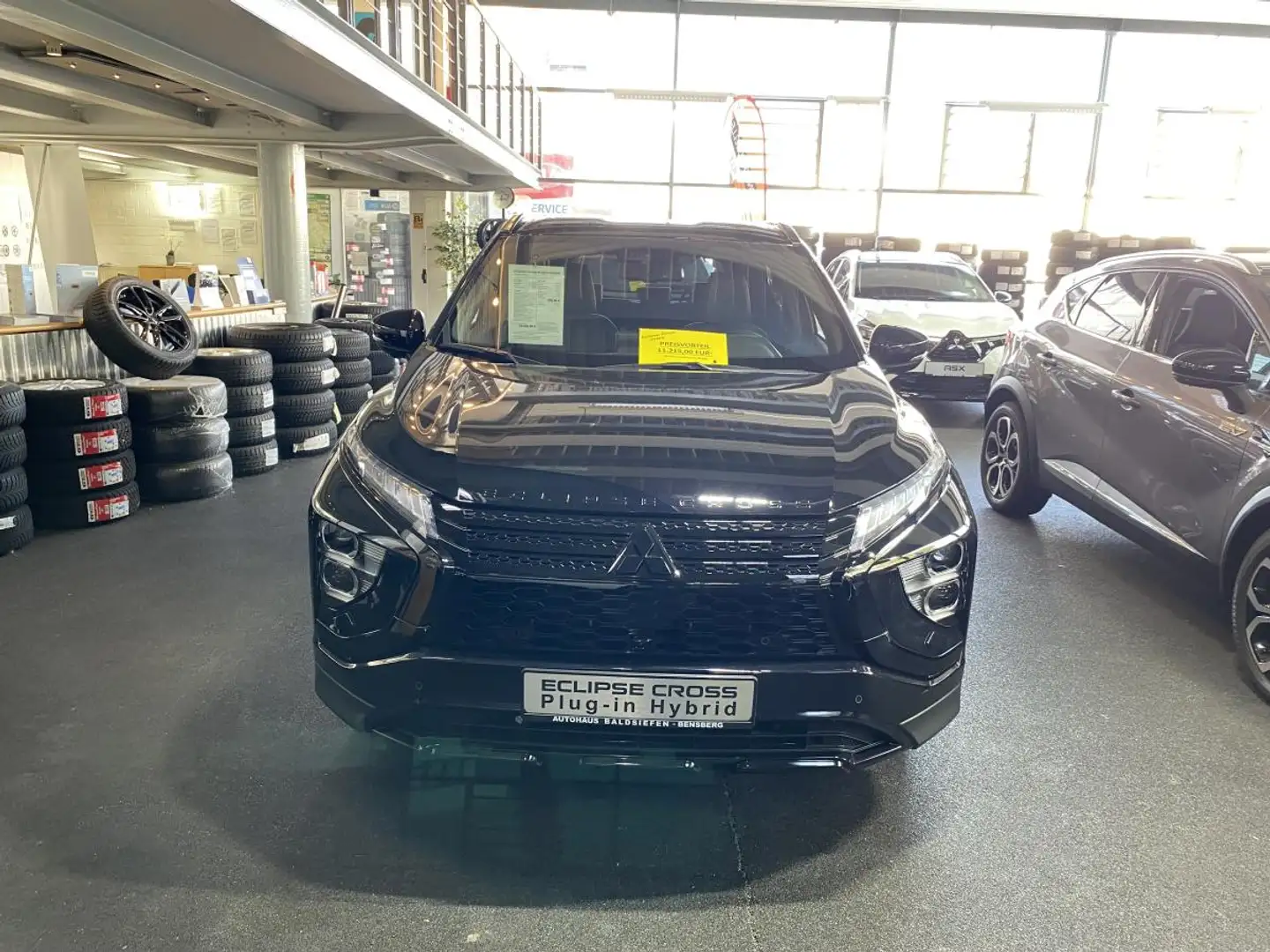 Mitsubishi Eclipse Cross 2.4 PHEV Plus Select Black Schwarz - 2