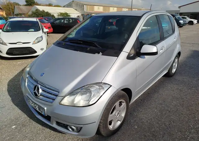 Mercedes-Benz A 180 Mercedes 180 cdi avantgarde