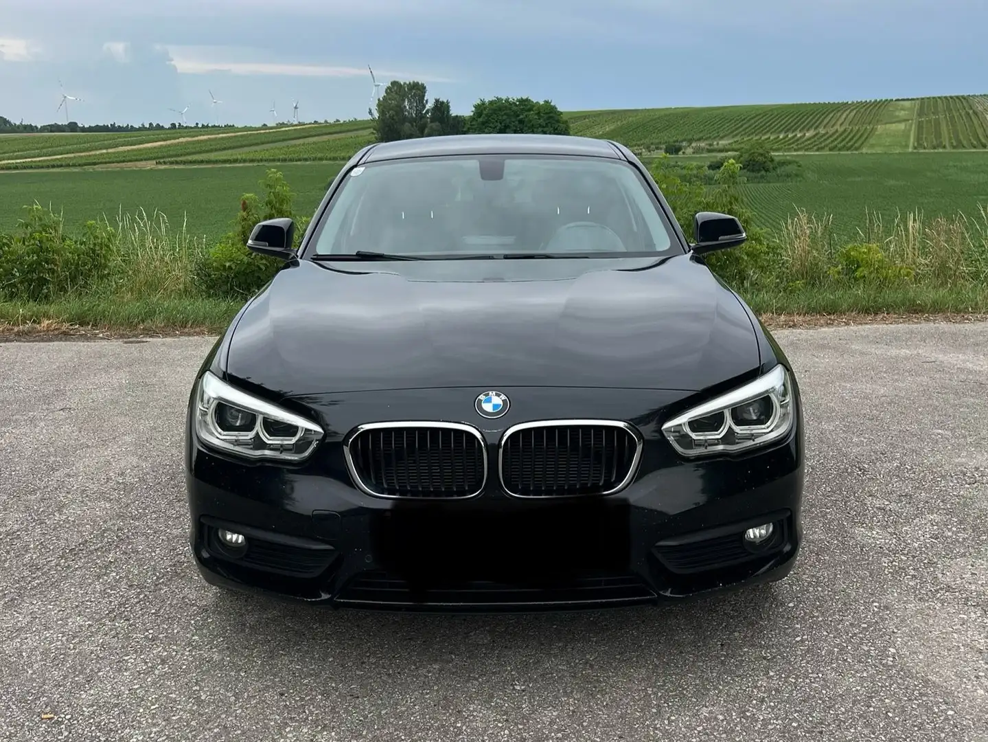 BMW 116 116d Efficient Dynamics Schwarz - 1
