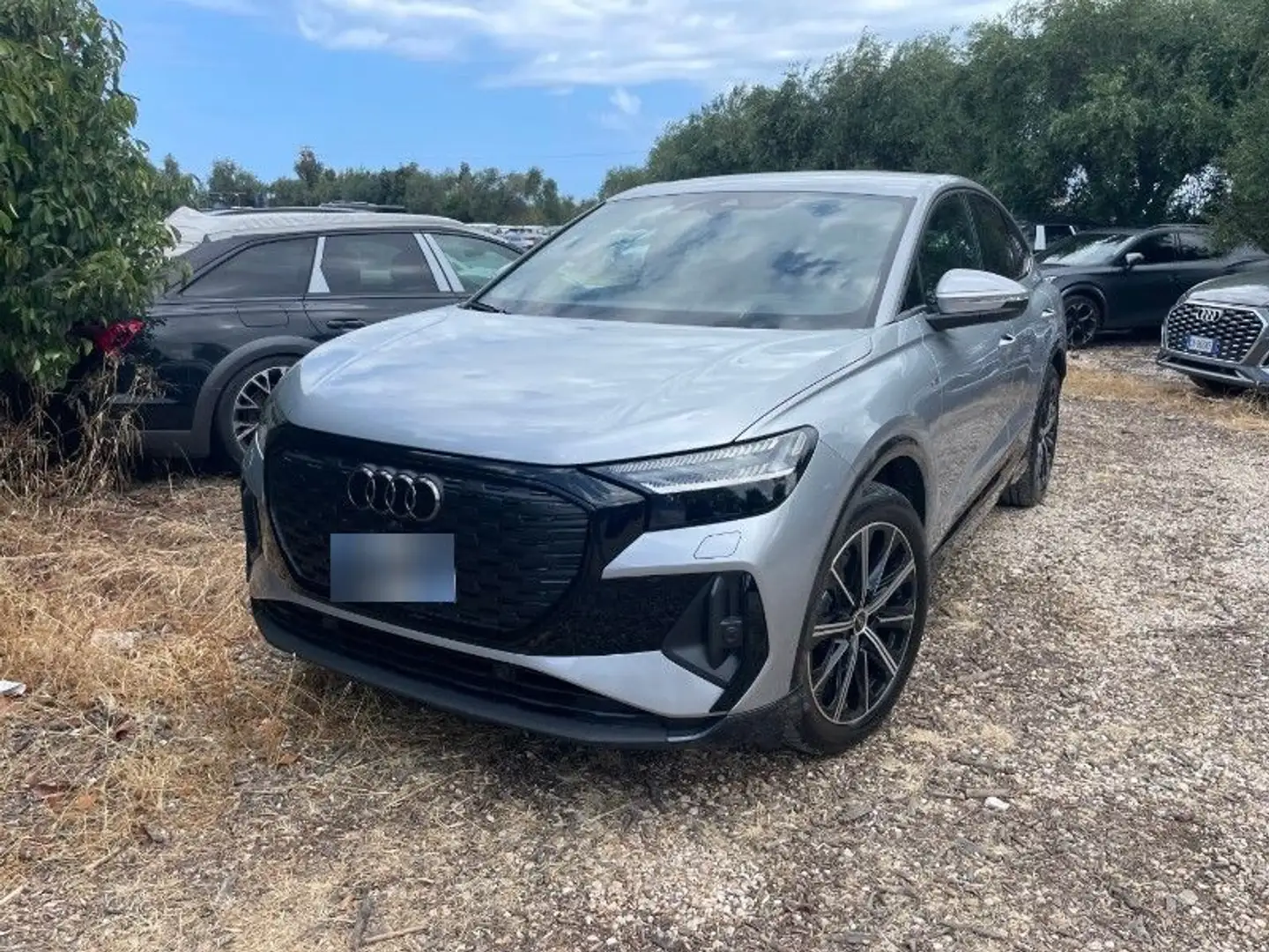 Audi Q4 e-tron Q4 Sportback e-tron S Line Navi Matrix RearView As Silber - 2