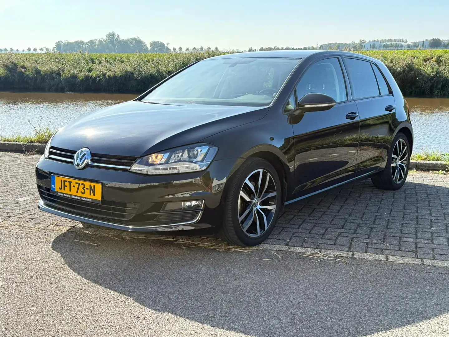 Volkswagen Golf 1.4 TSI ACT Business Edition R Schwarz - 2