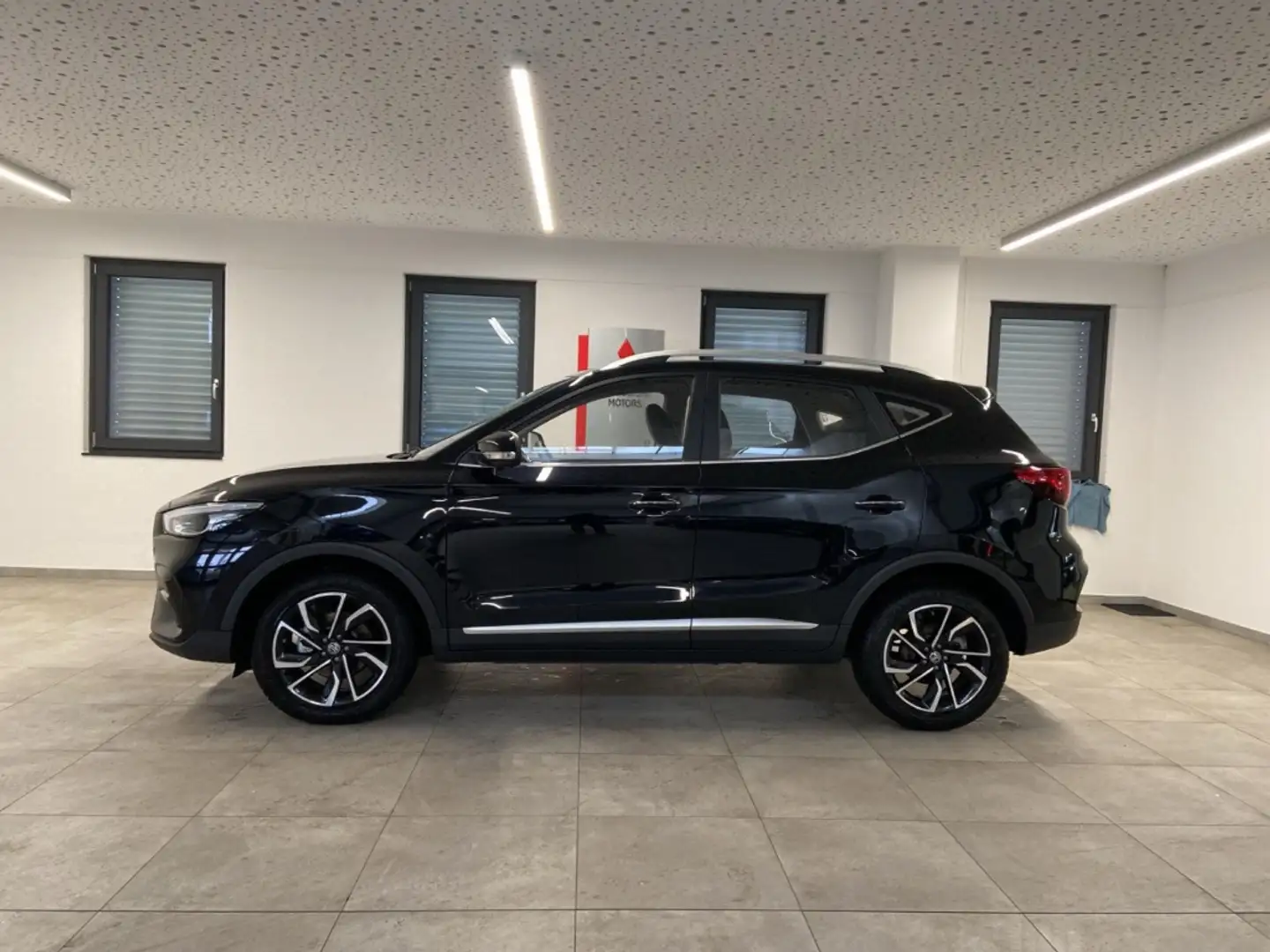 MG ZS 1.5 VTI Tech Luxury LED Kamera360 Navi Negro - 2
