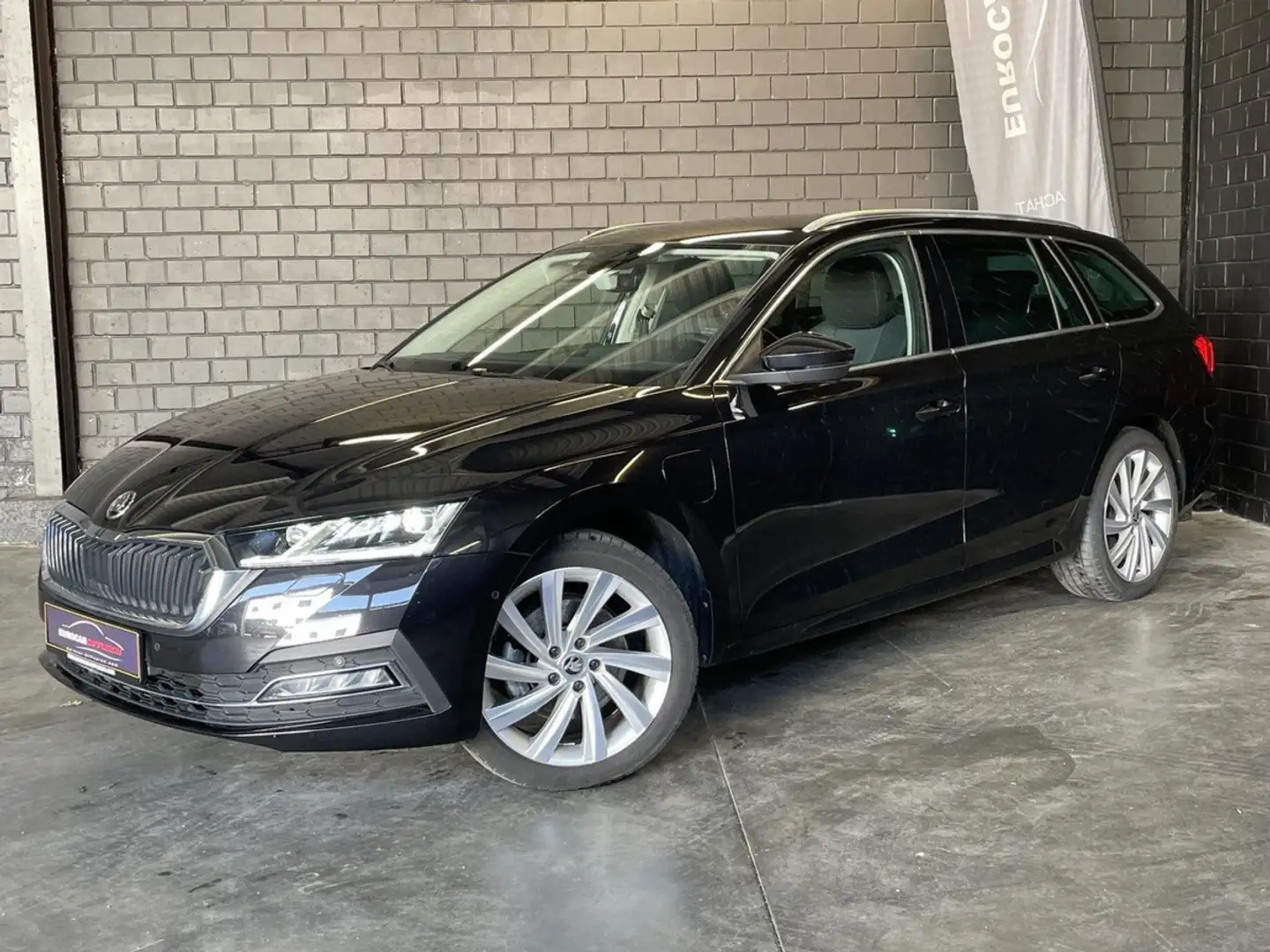 Skoda Octavia iV Estate Style 1.4 PHEV 204 CV ** Cuir ** têt Noir - 1