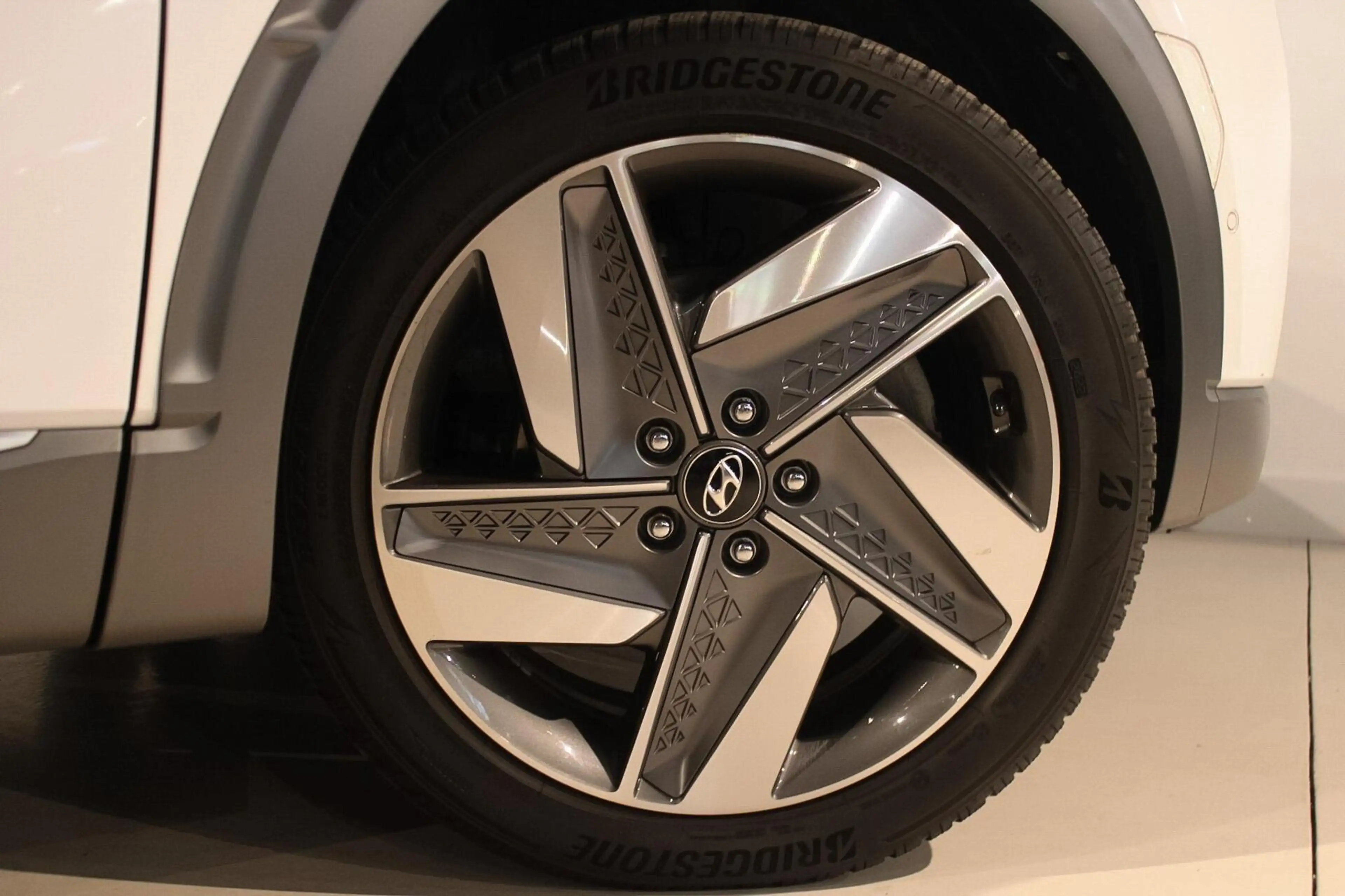 Hyundai NEXO FCEV Plus Pack Stoelkoeling | PANO | — photo 7