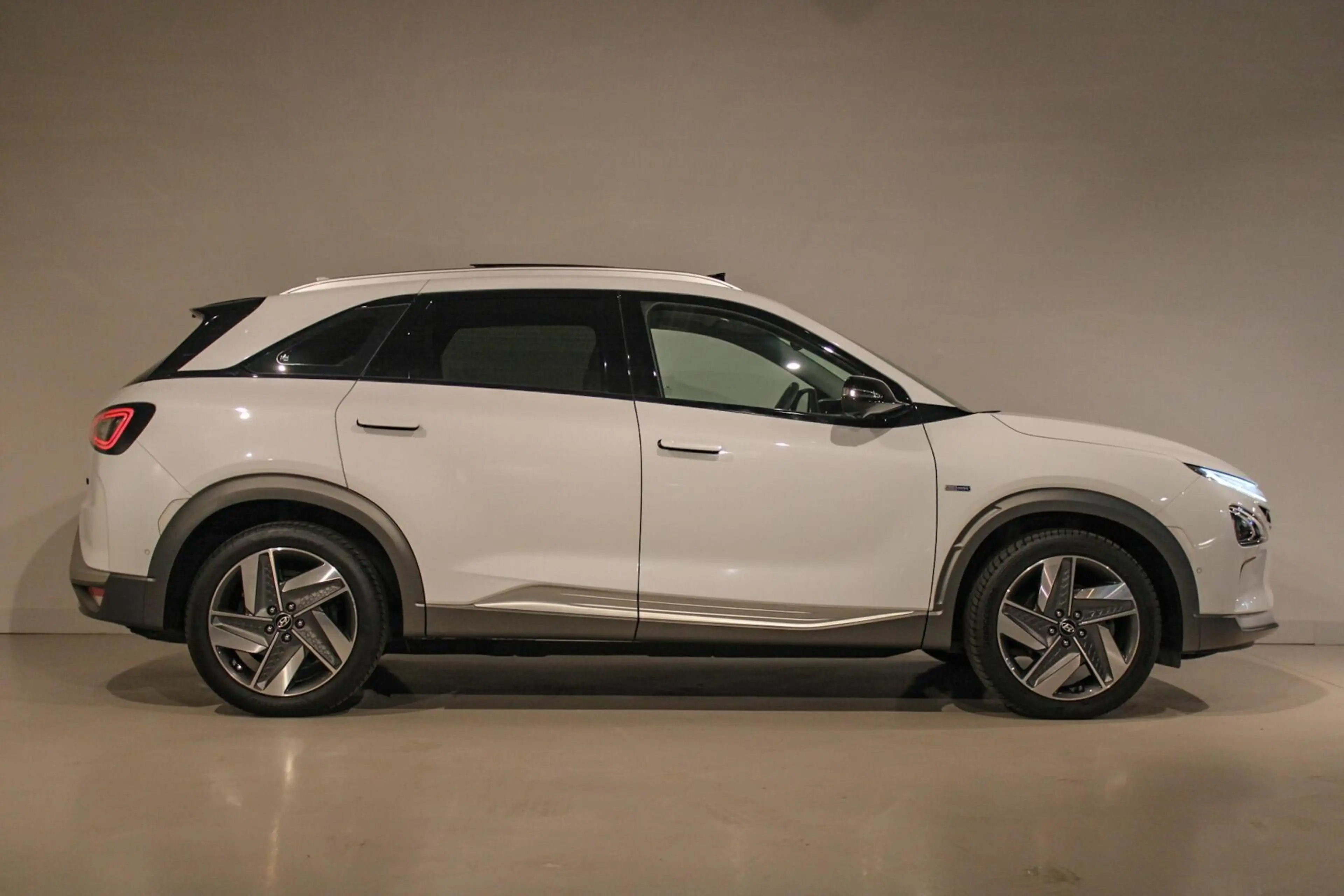 Hyundai NEXO FCEV Plus Pack Stoelkoeling | PANO | — photo 6