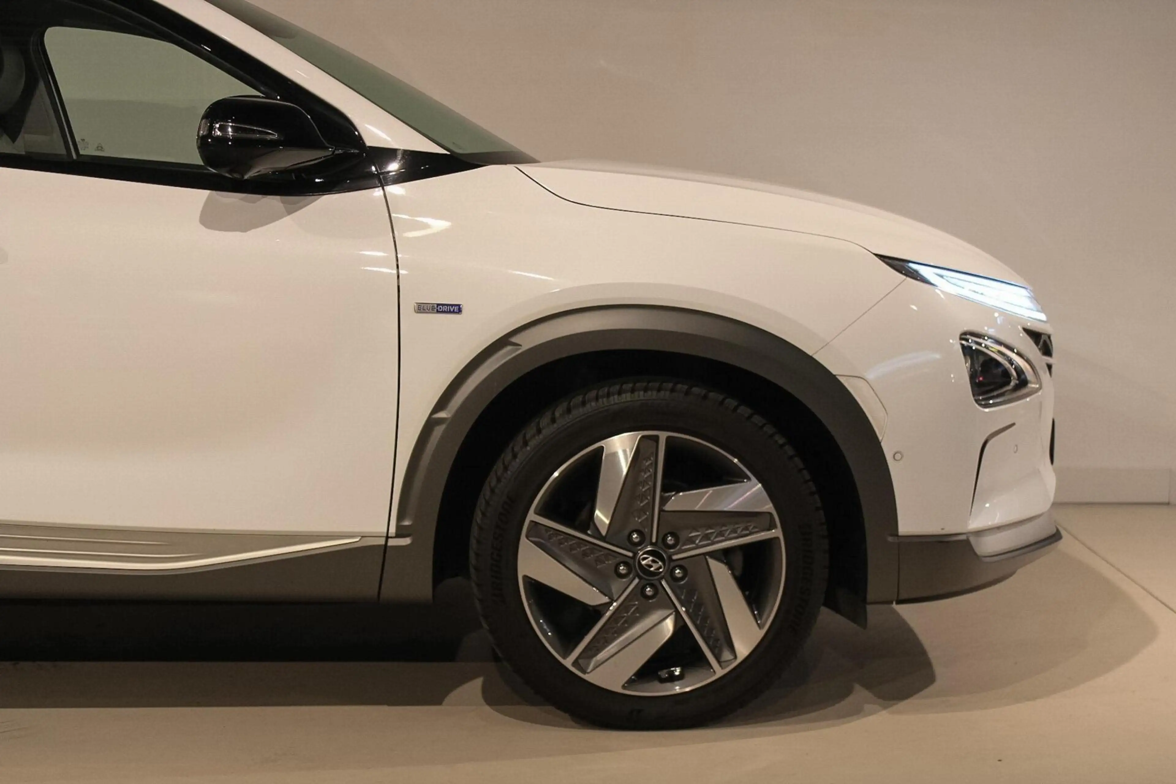 Hyundai NEXO FCEV Plus Pack Stoelkoeling | PANO | — photo 13