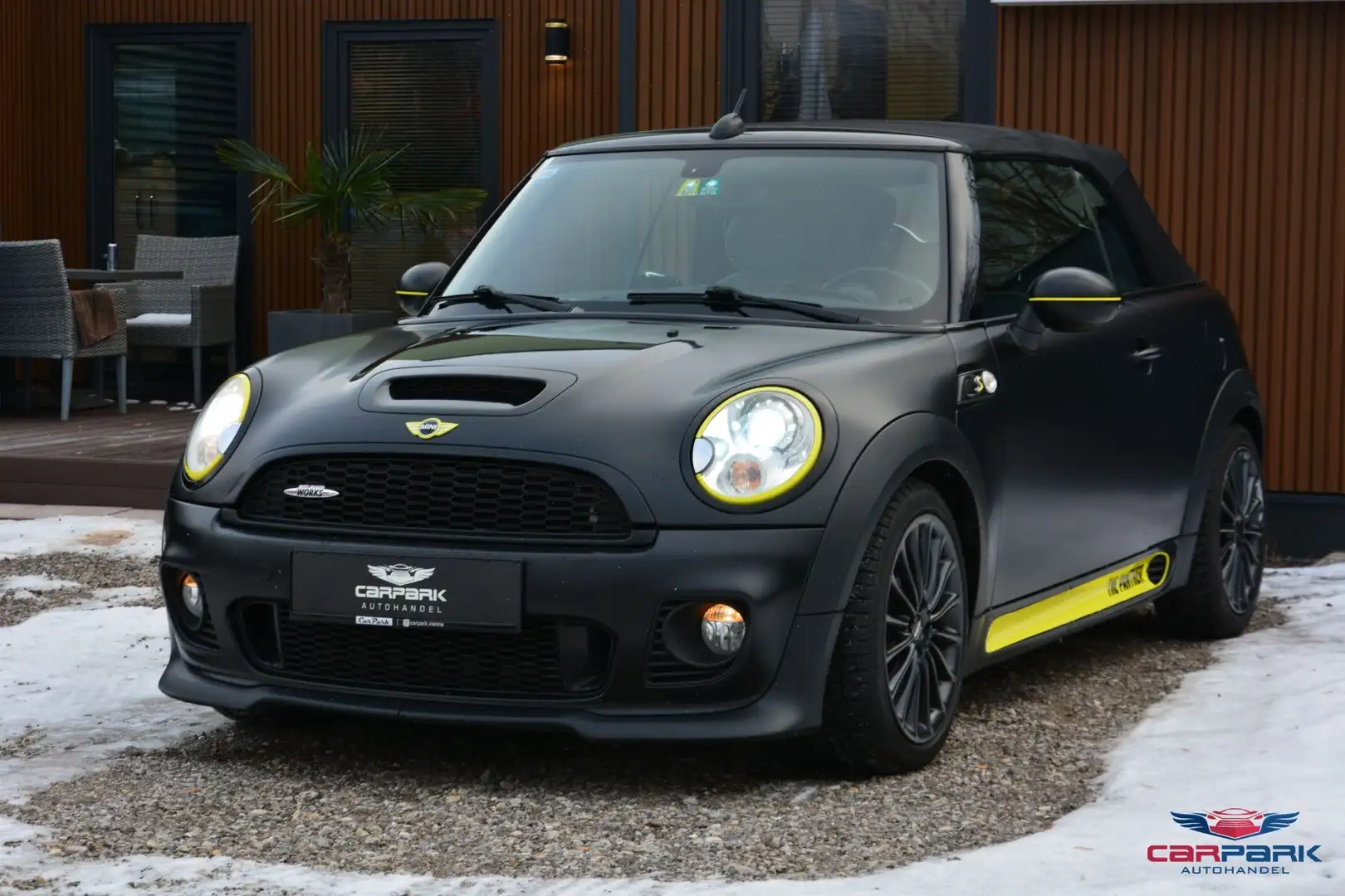 MINI Cooper S Cabrio 1,6 Aut.  | John Cooper Works | Harmann Kardon | Schwarz - 2