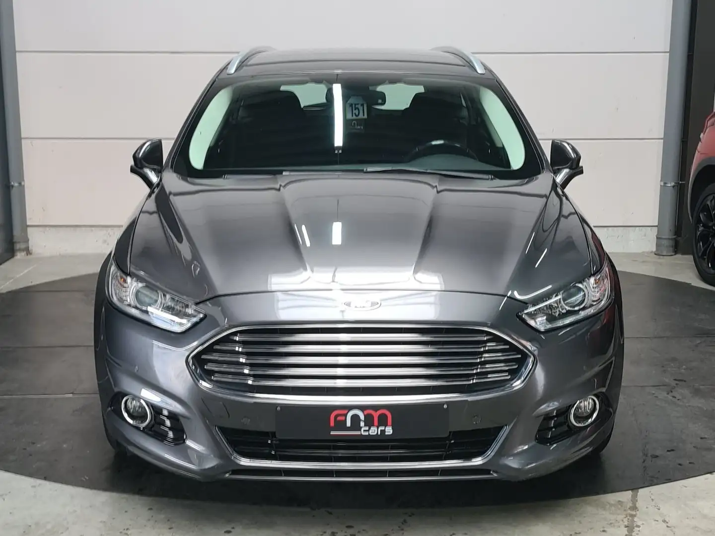 Ford Mondeo 1.6 TDCi ECOnetic Business Edition Grijs - 2