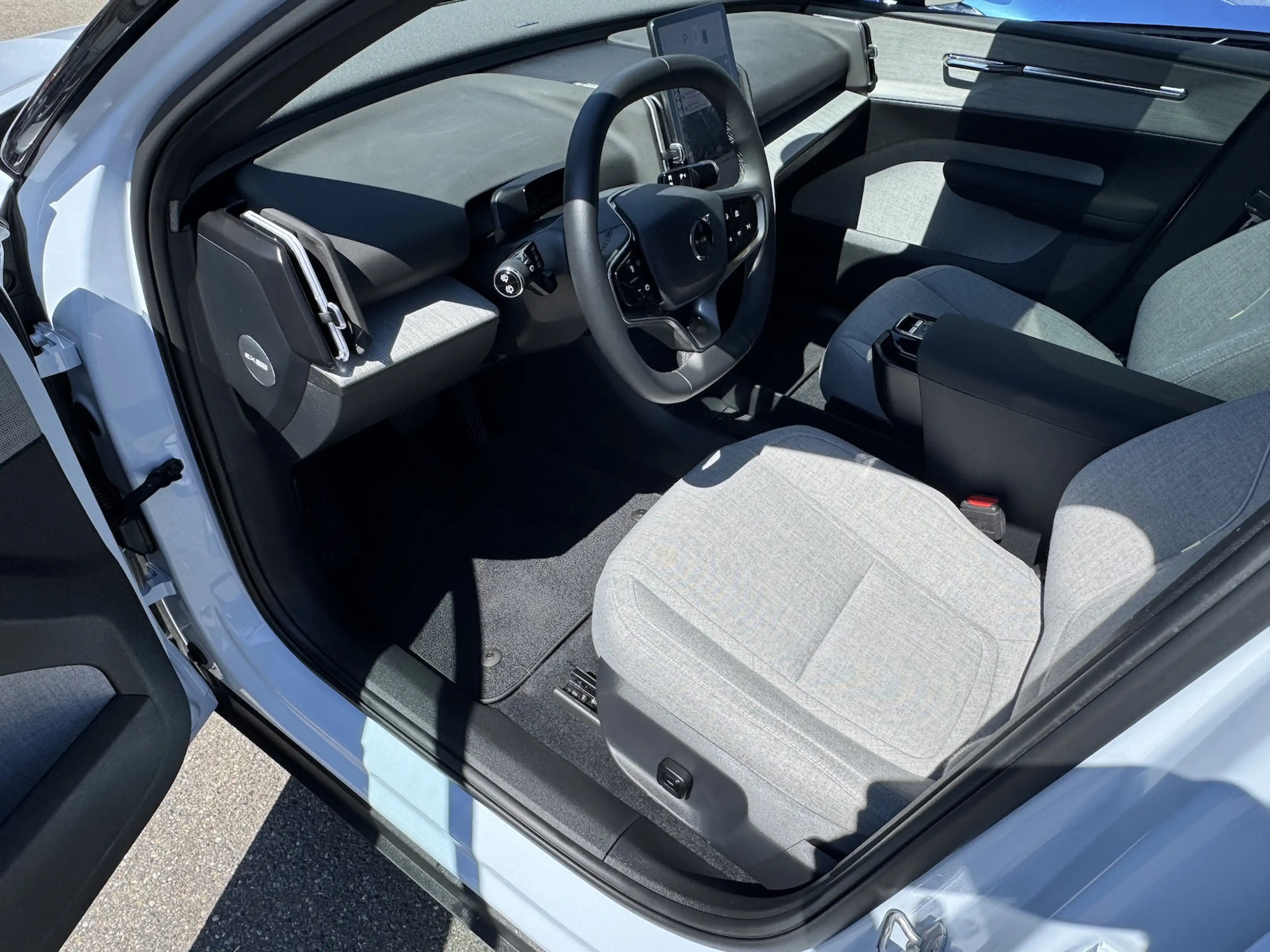 Volvo EX30 Ultra*2WD*NP55290*Ext.Re*Winterpaket*69kWh — photo 7