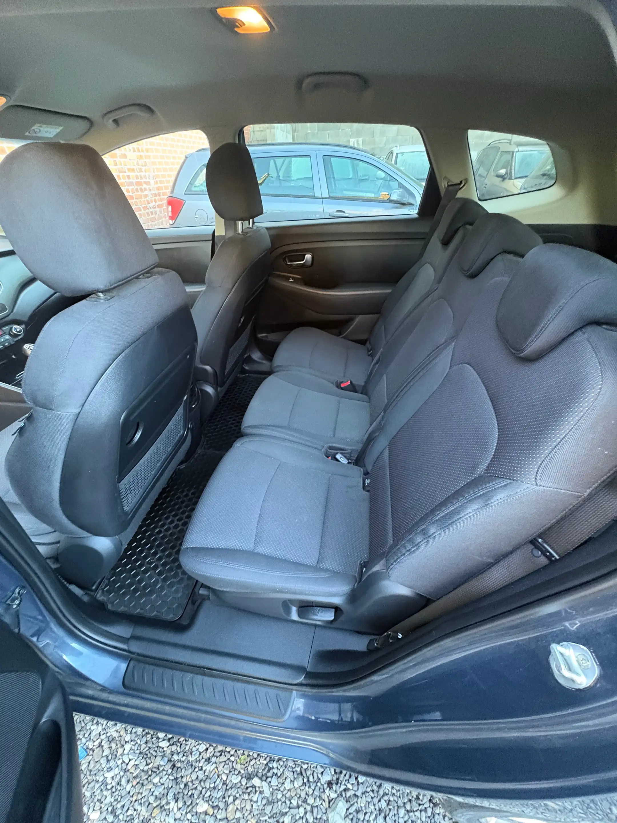 Kia Carens Carens 1.7 CRDI Business — photo 11