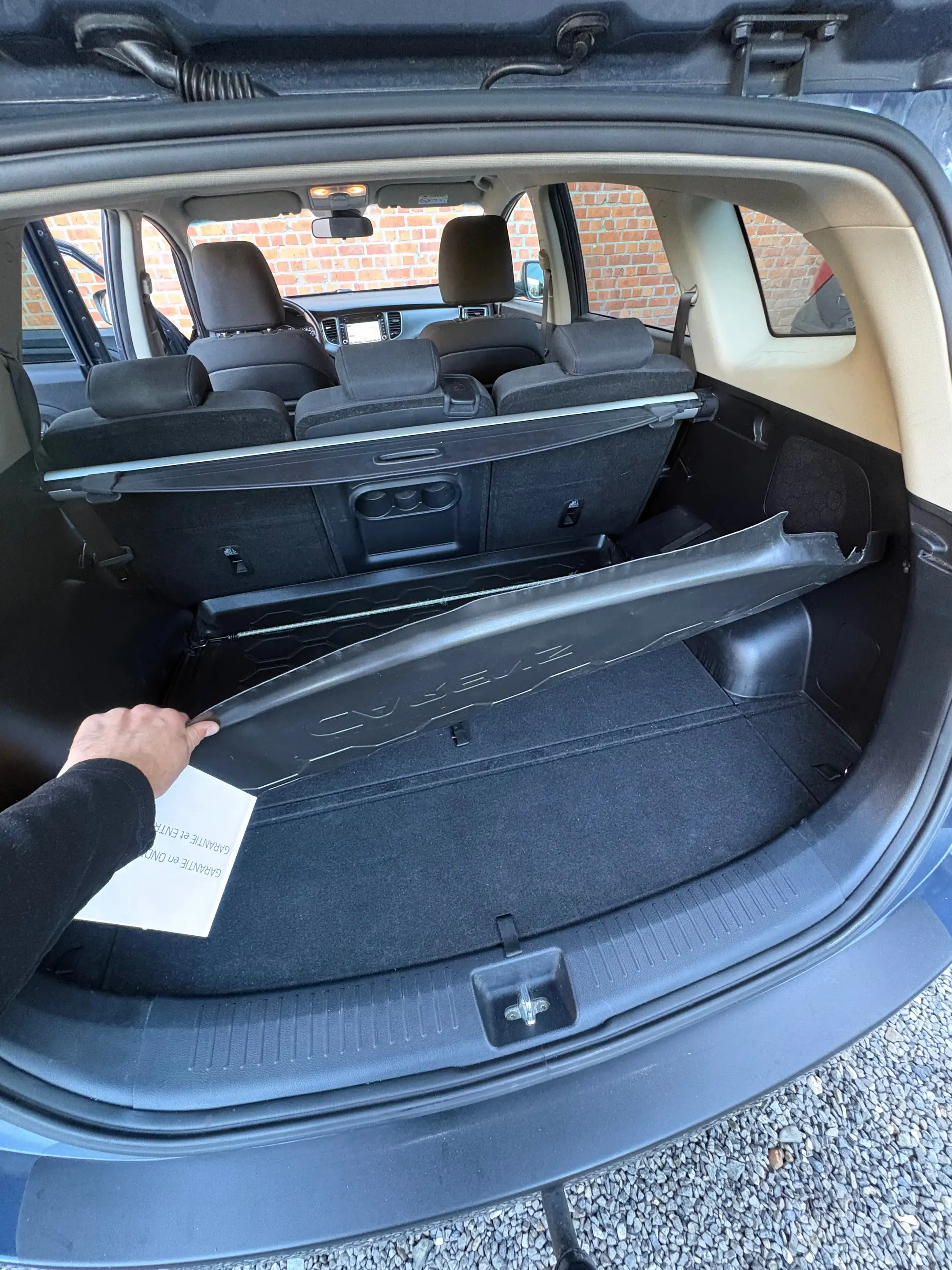 Kia Carens Carens 1.7 CRDI Business — photo 12