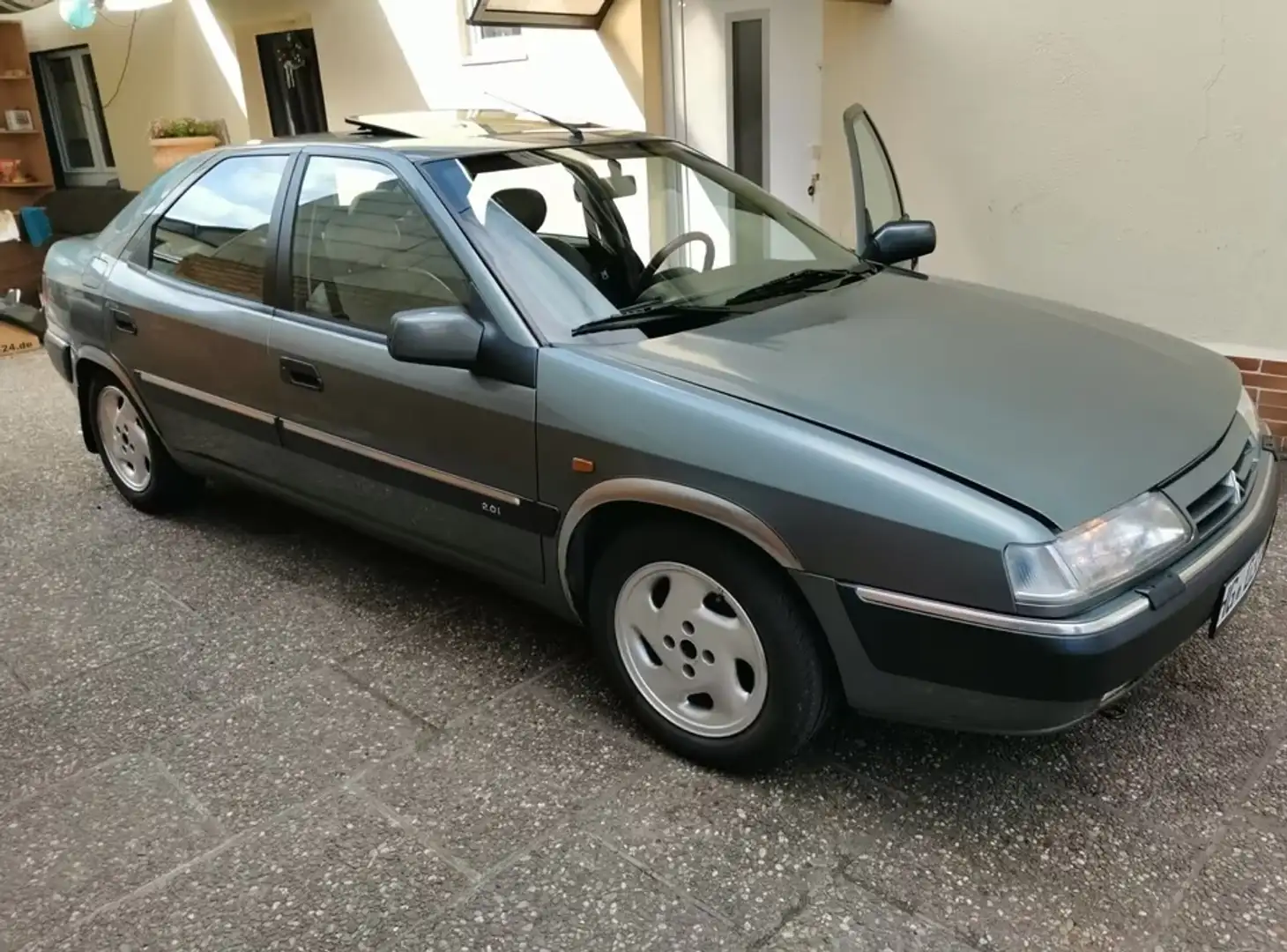 Citroen Xantia VXS Gris - 1