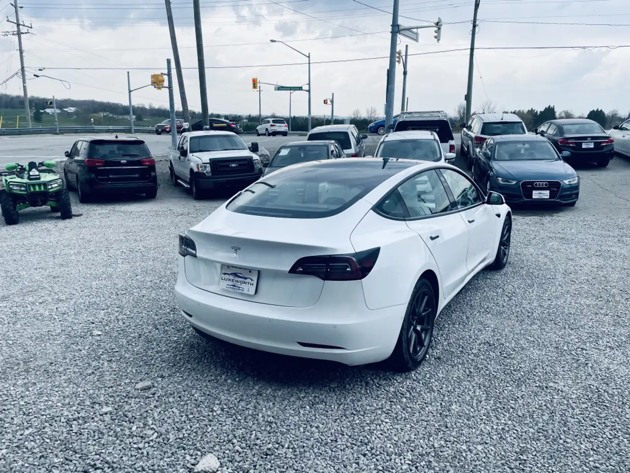 Tesla Model 3 fotografie Tesla Model 3